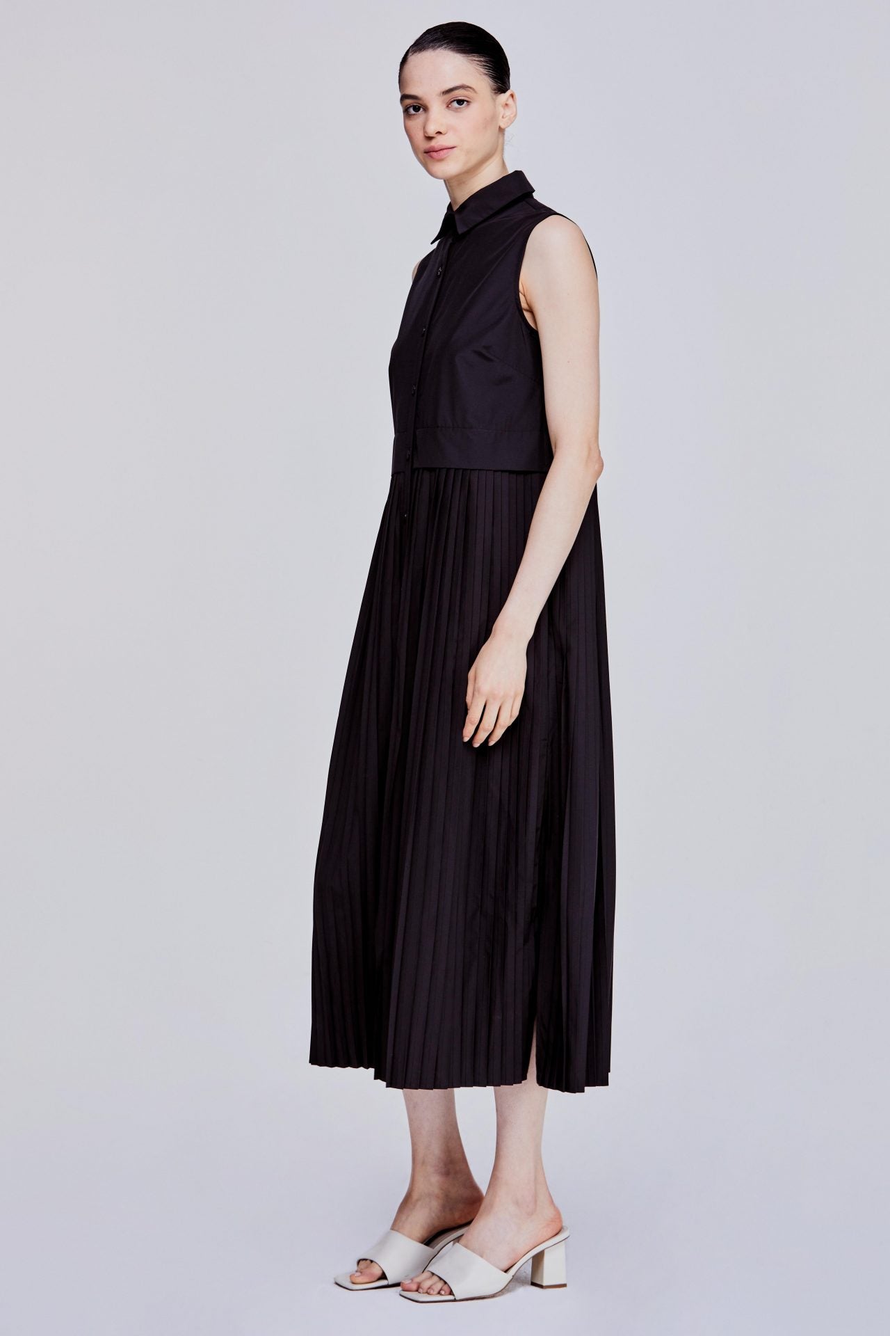 color:NOIR