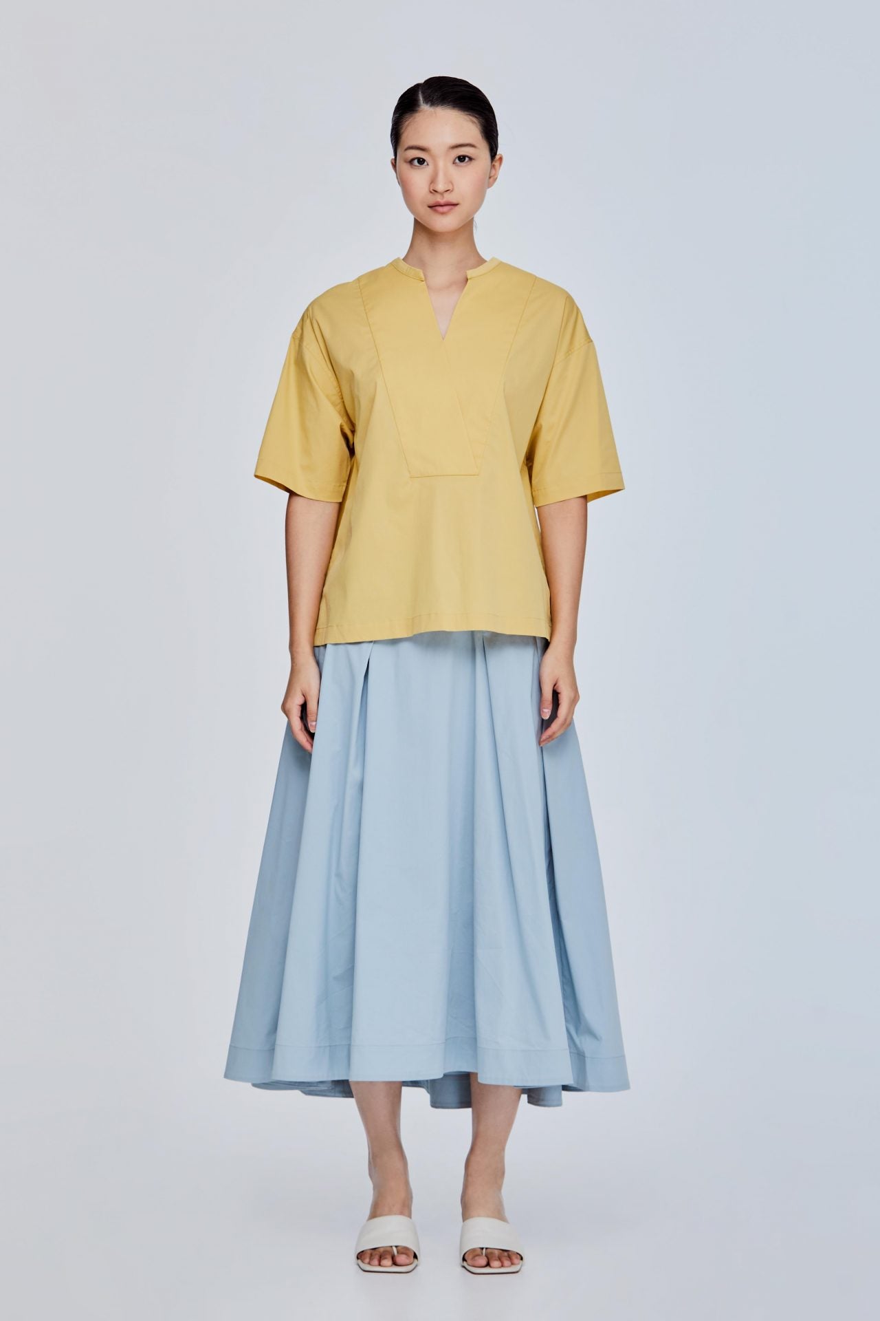 color:MELLOW