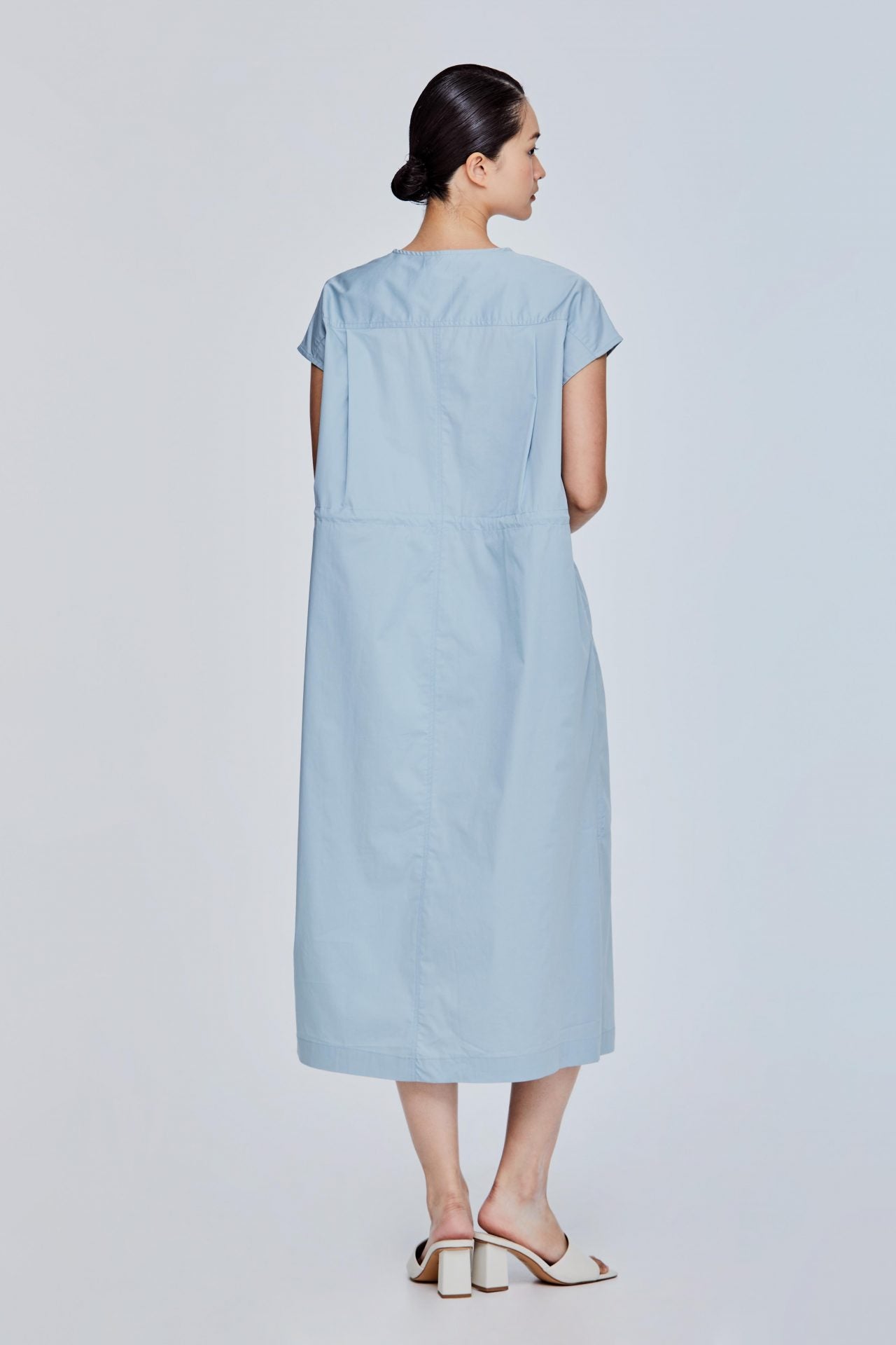 color:AQUA BLUE