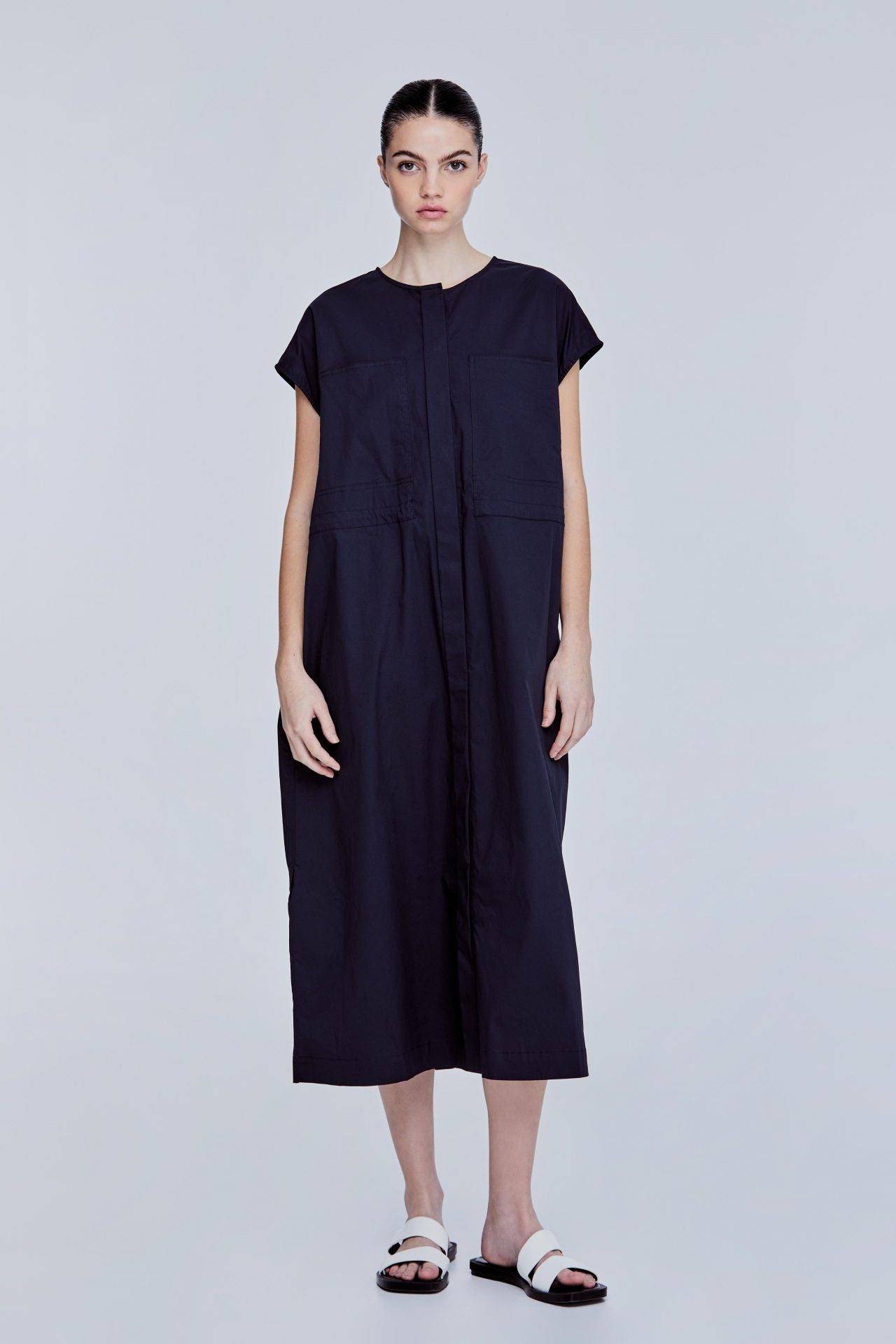 color:NAVY
