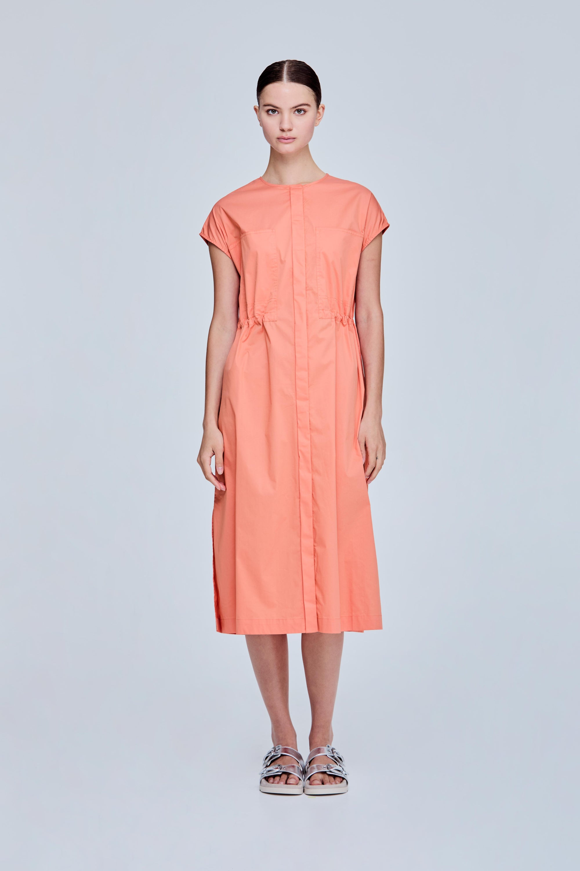 color:ORANGE