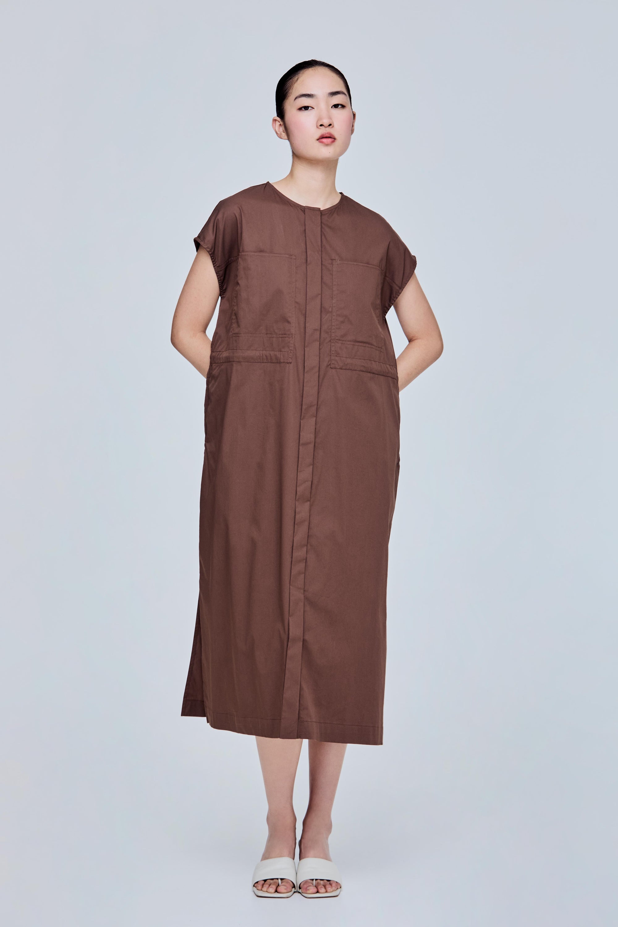 color:DARK BROWN