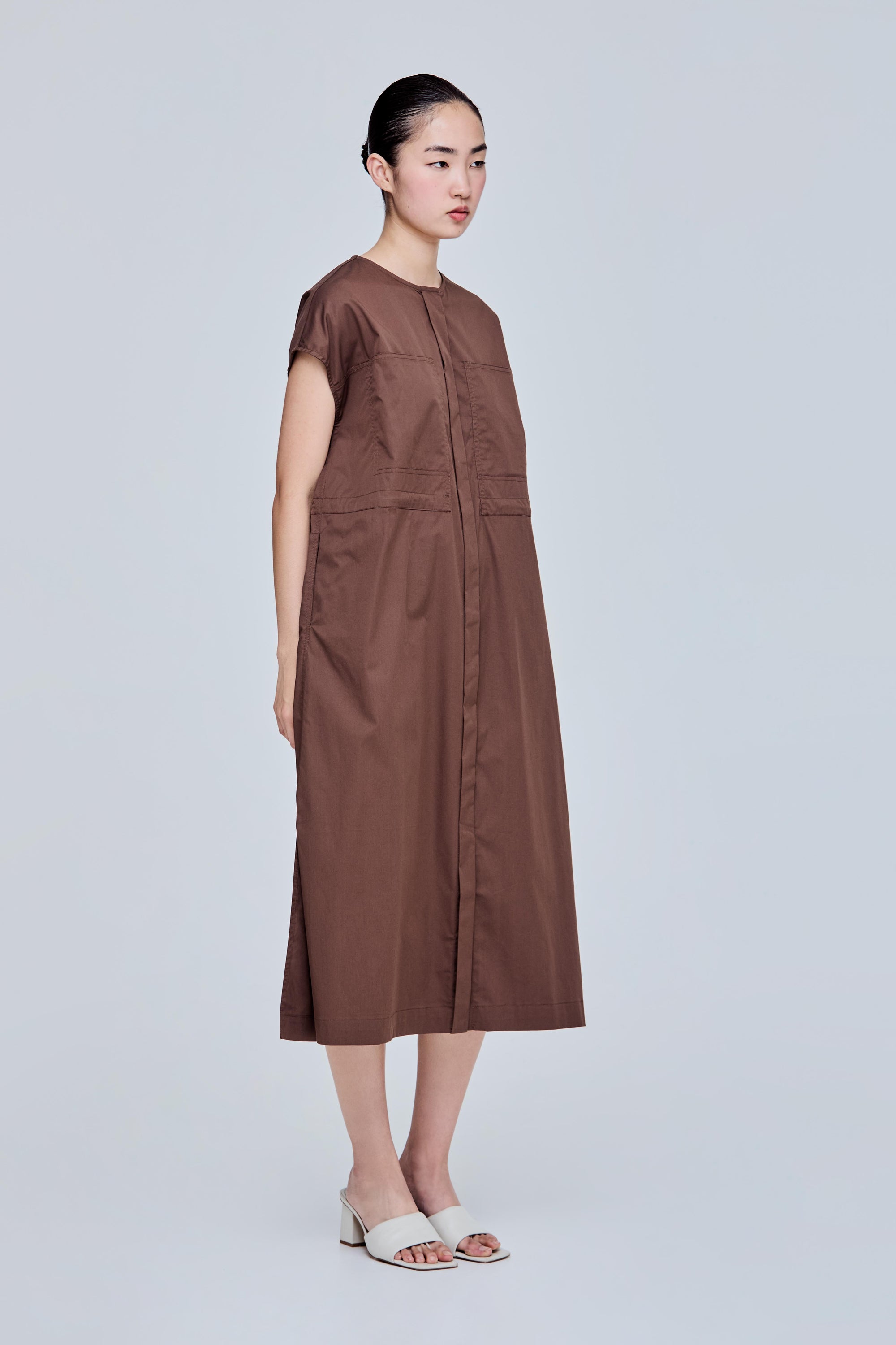 color:DARK BROWN