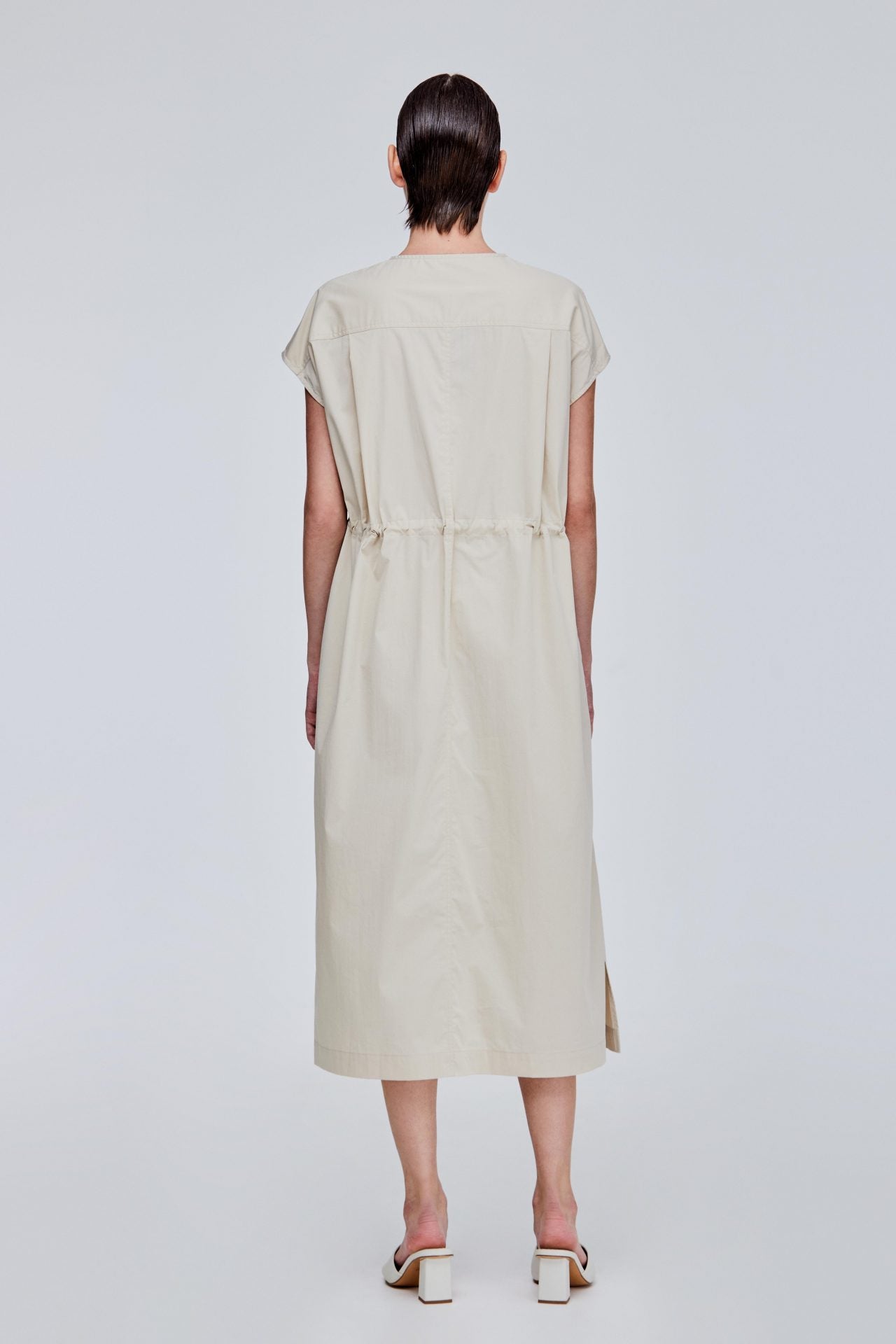 color:TAUPE
