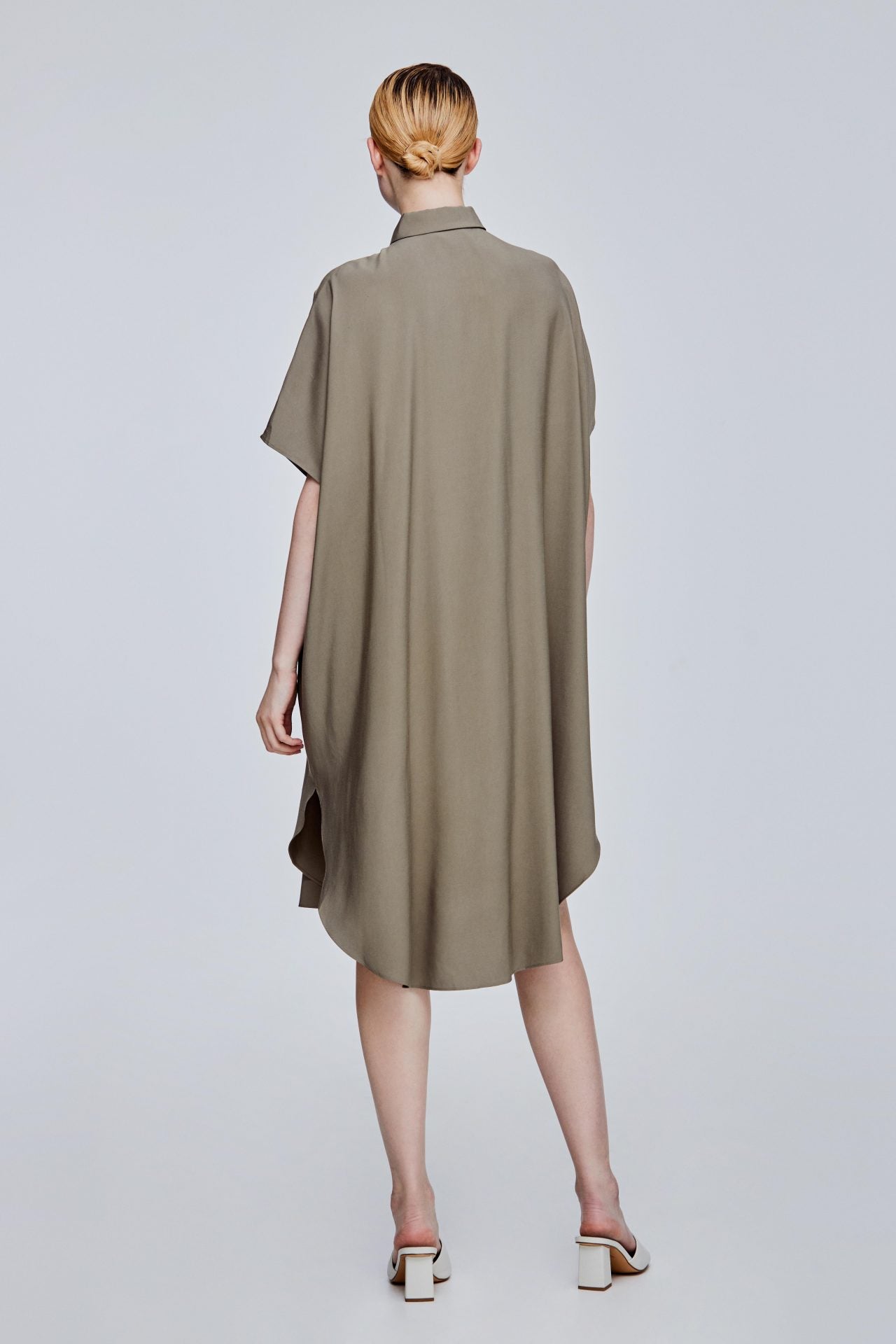 color:ARMY GREEN