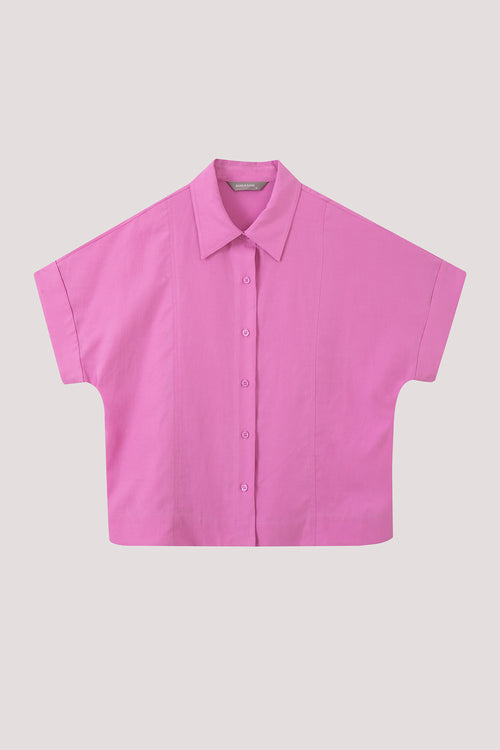 color:FUCHSIA