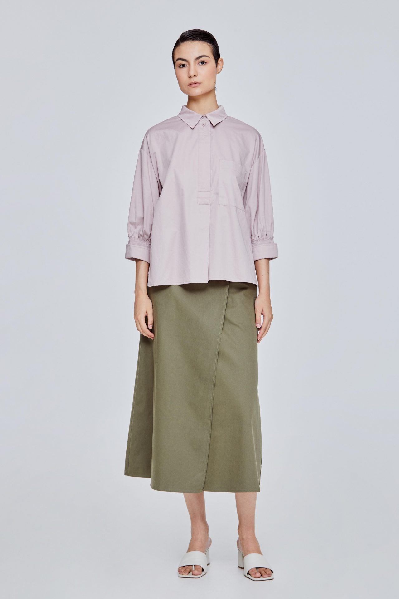 color:HEATHER