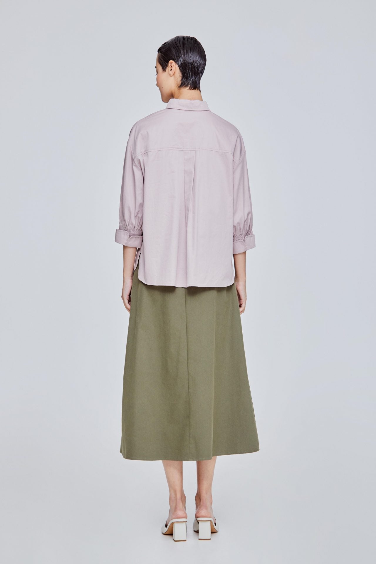 color:HEATHER