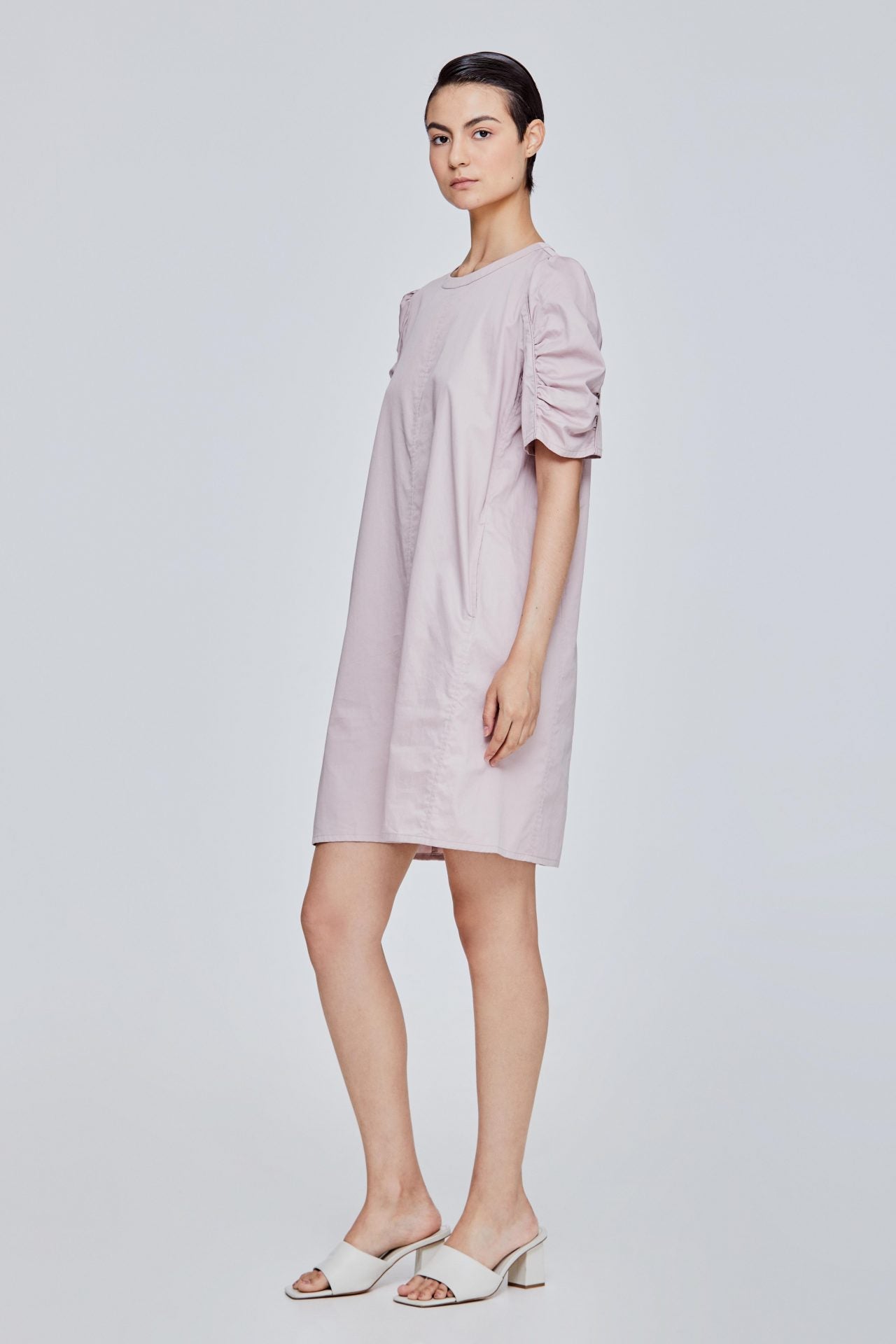 color:HEATHER
