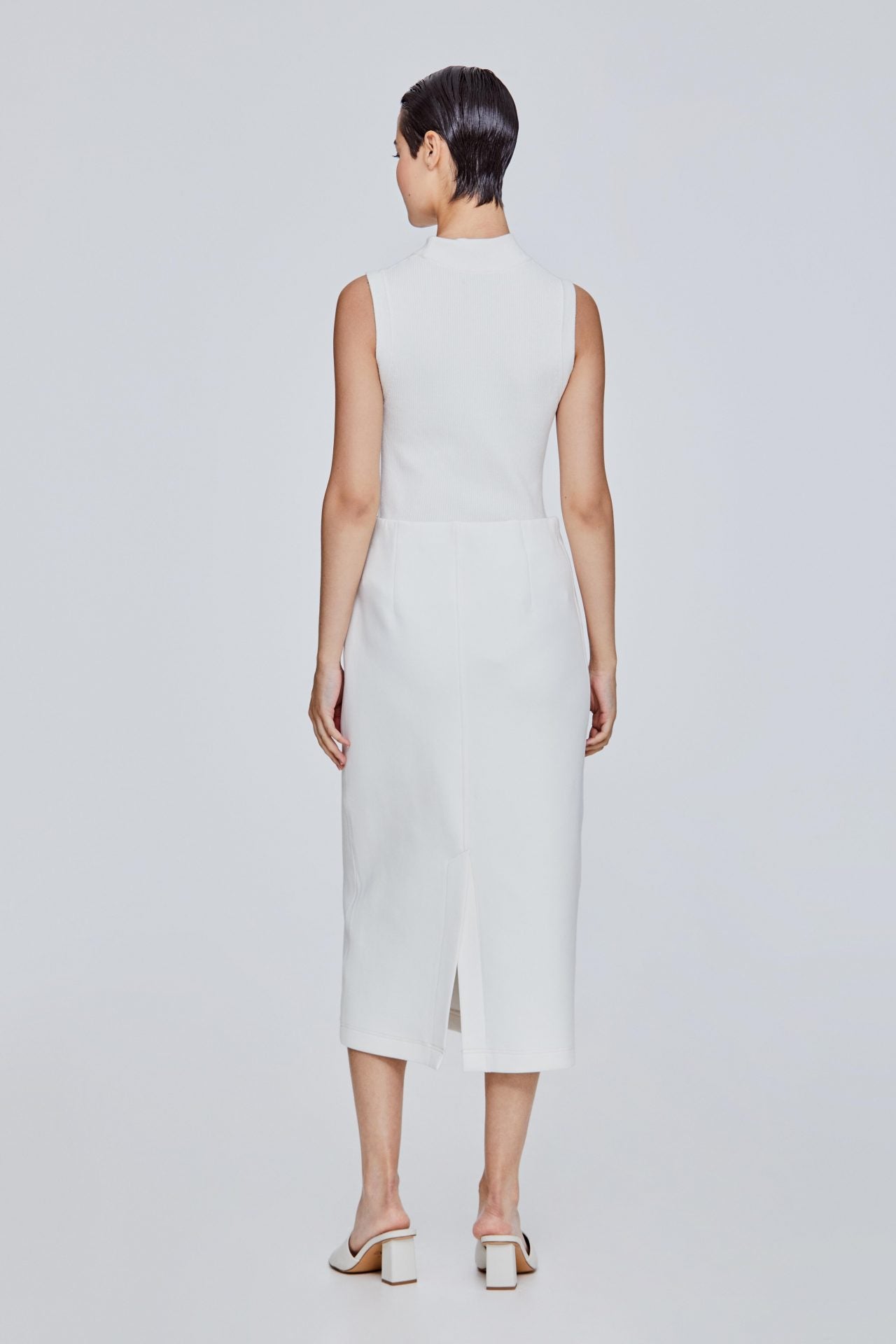 color:IVORY