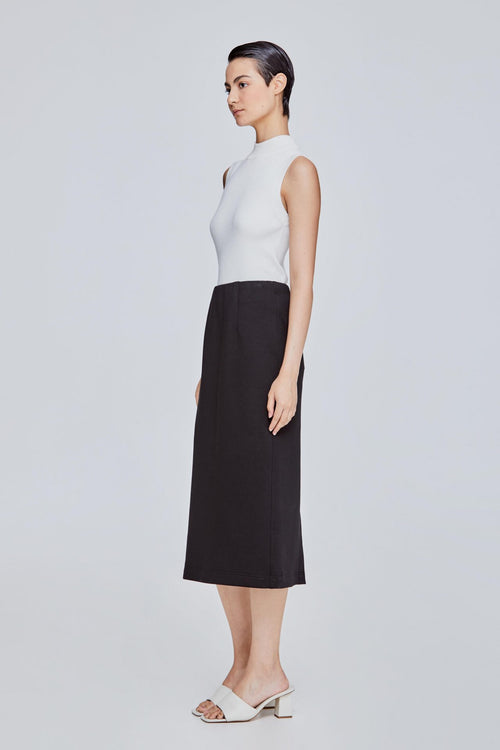 color:NOIR