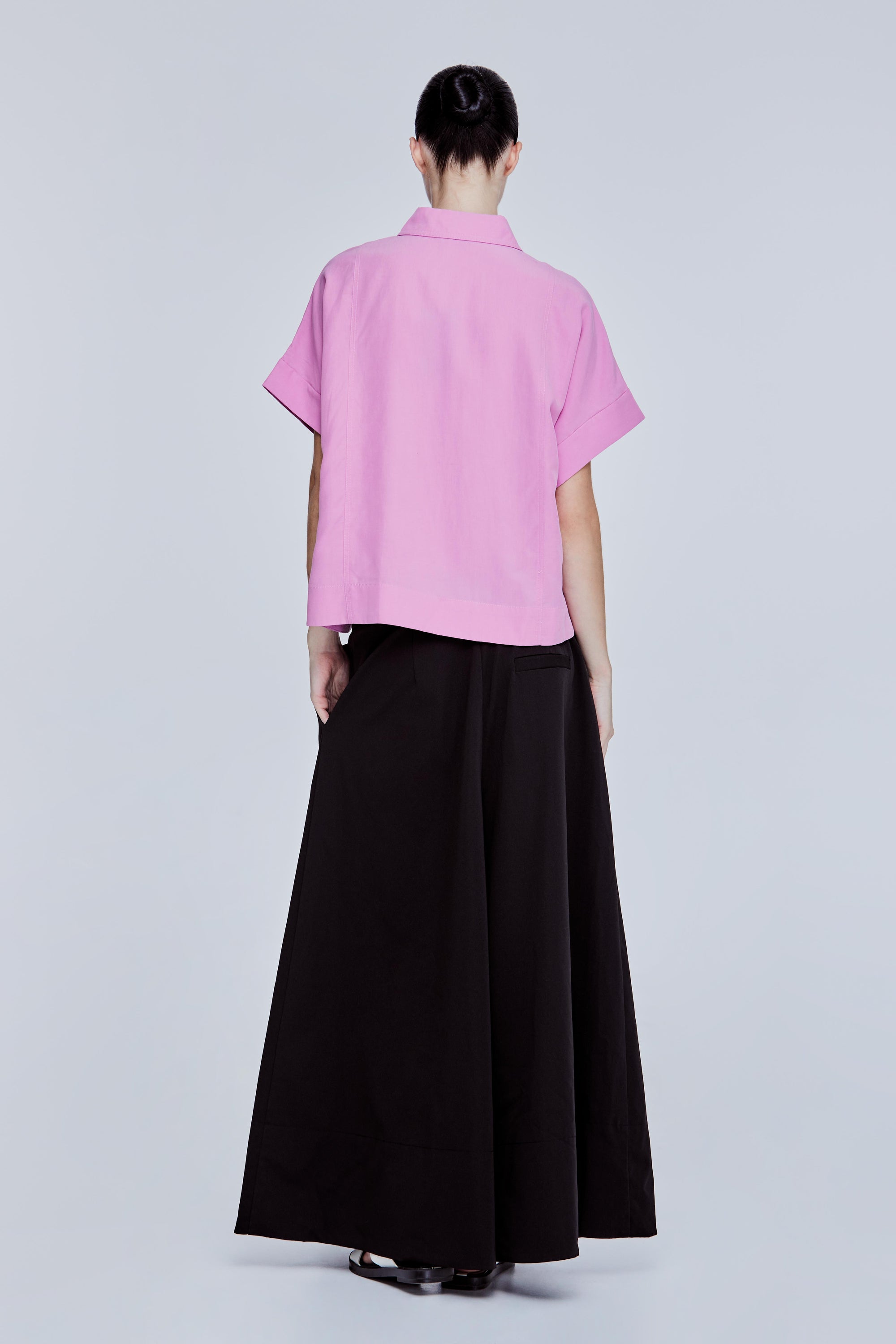 color:FUCHSIA