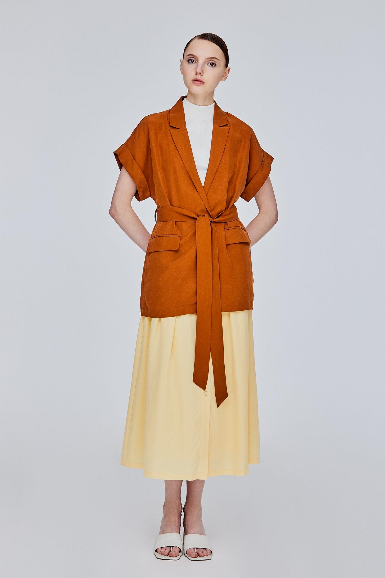 color:CAMEL