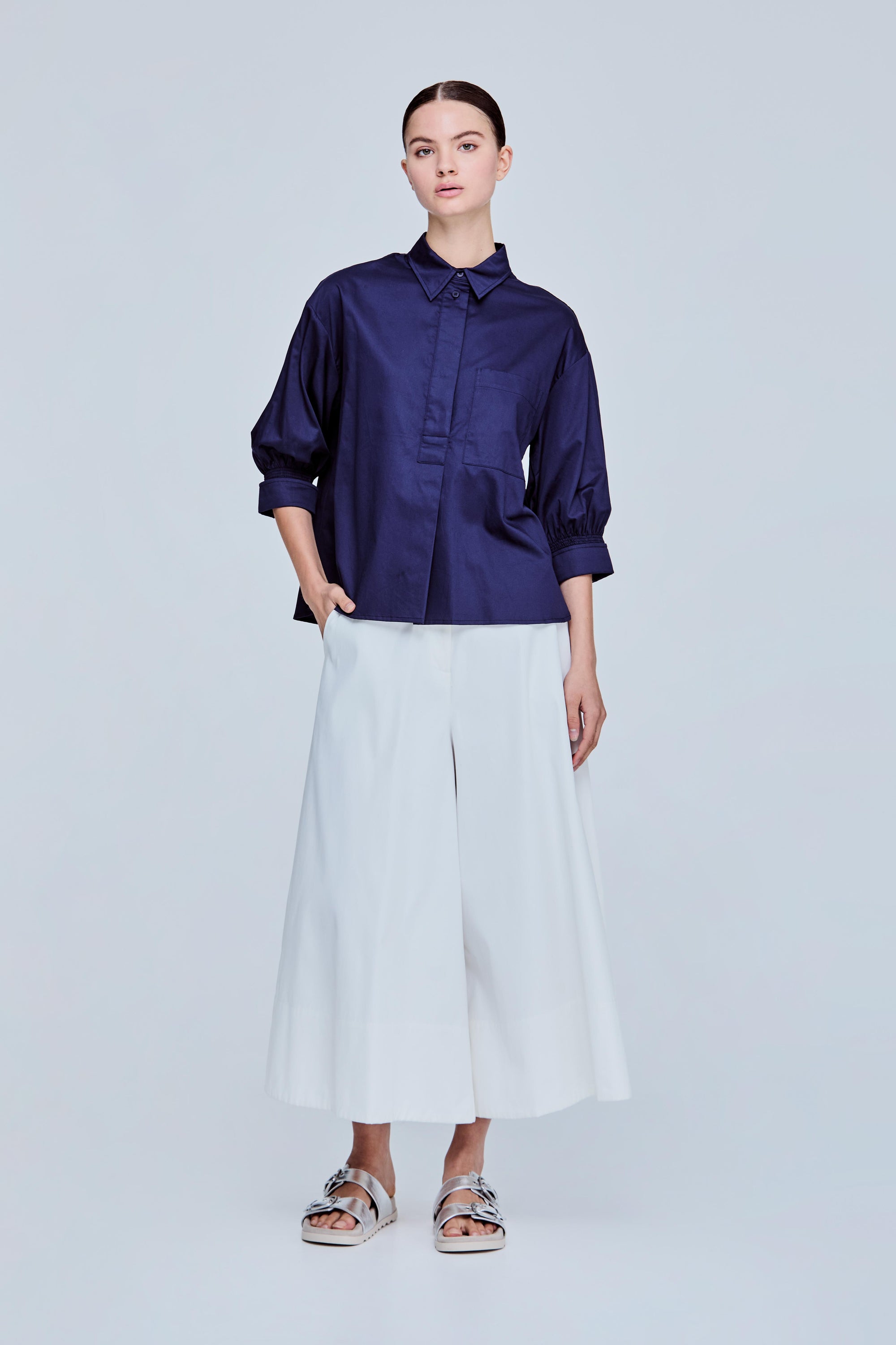 color:NAVY