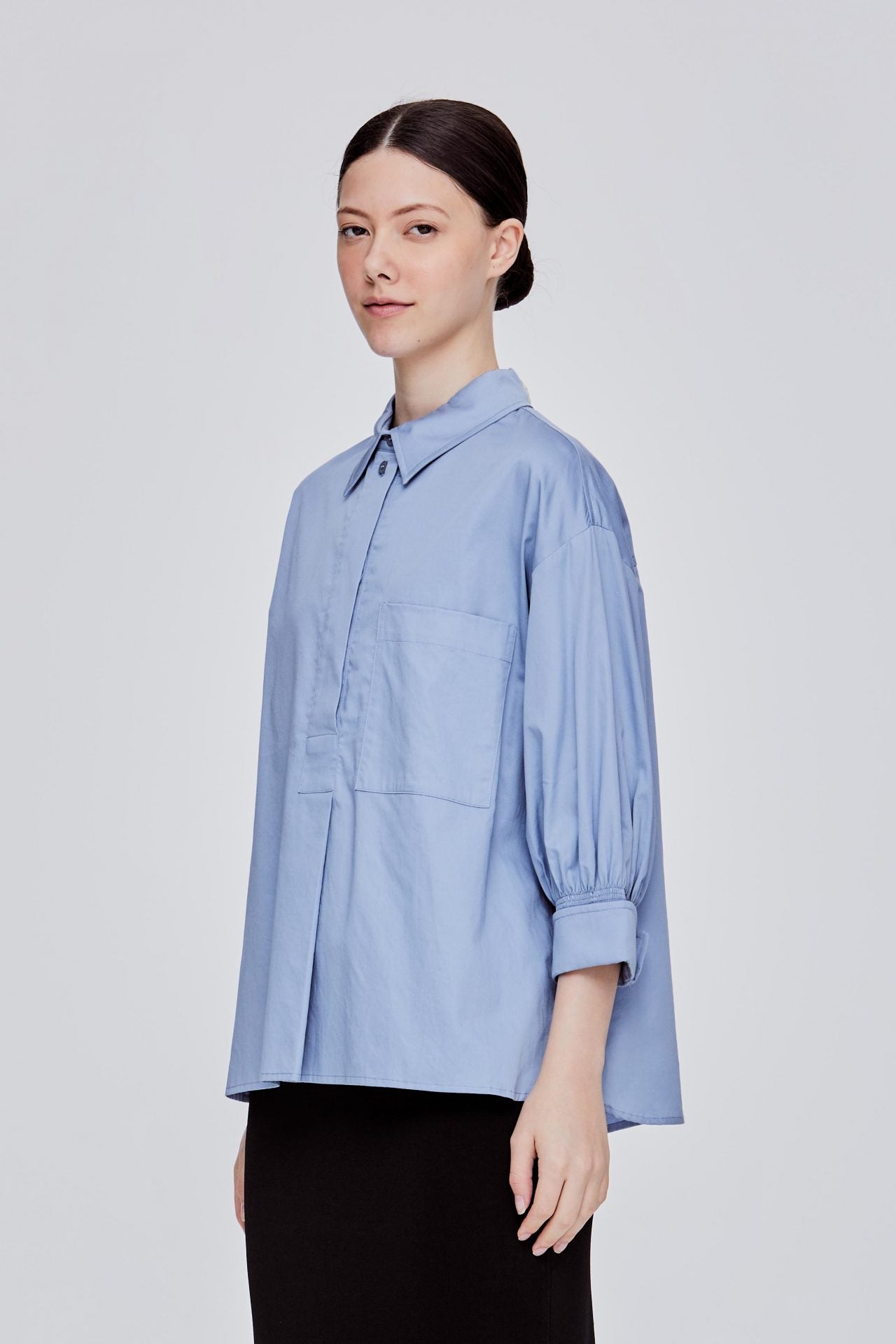 color:STEEL BLUE