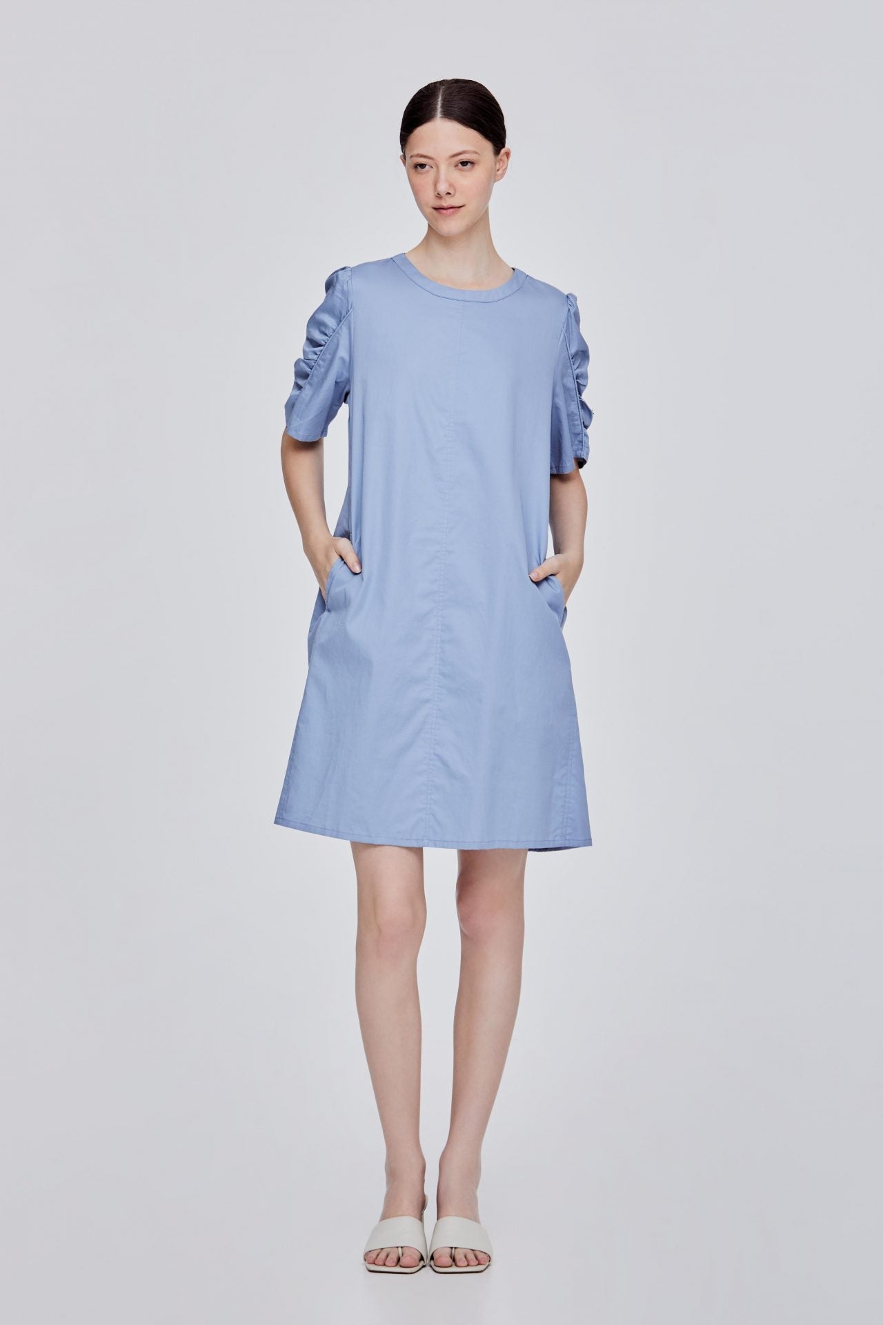color:STEEL BLUE