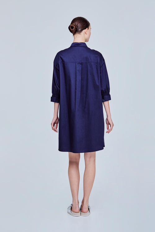 color:NAVY