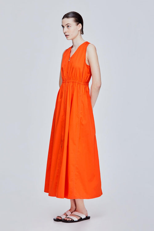 color:ORANGE