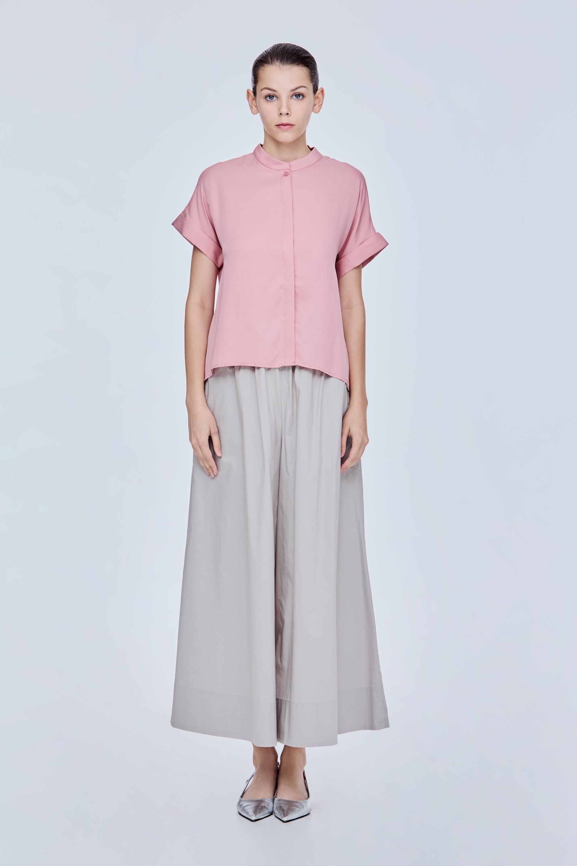 color:BLUSH