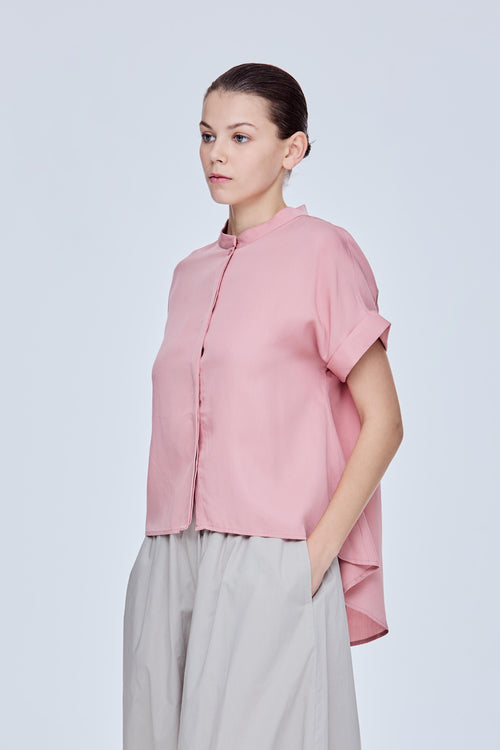 color:BLUSH