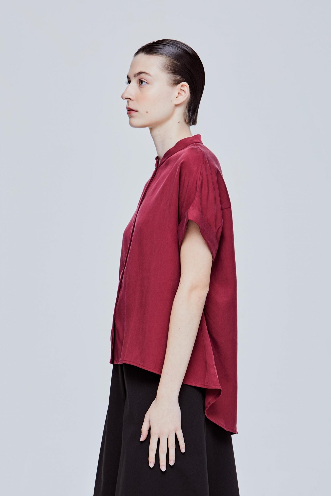 color:MAROON