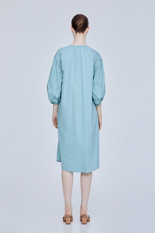 color:AQUA BLUE