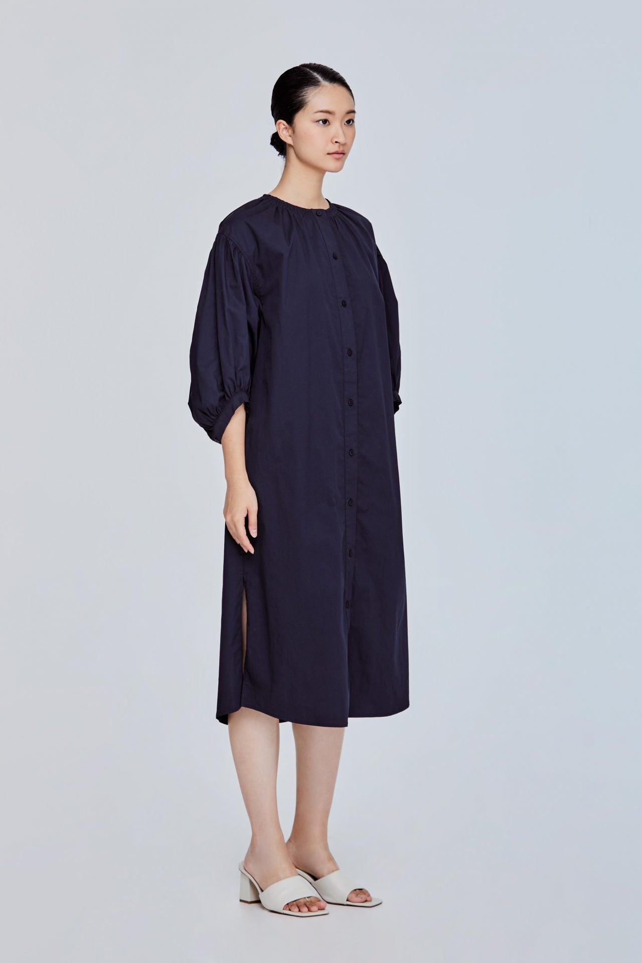 color:NAVY