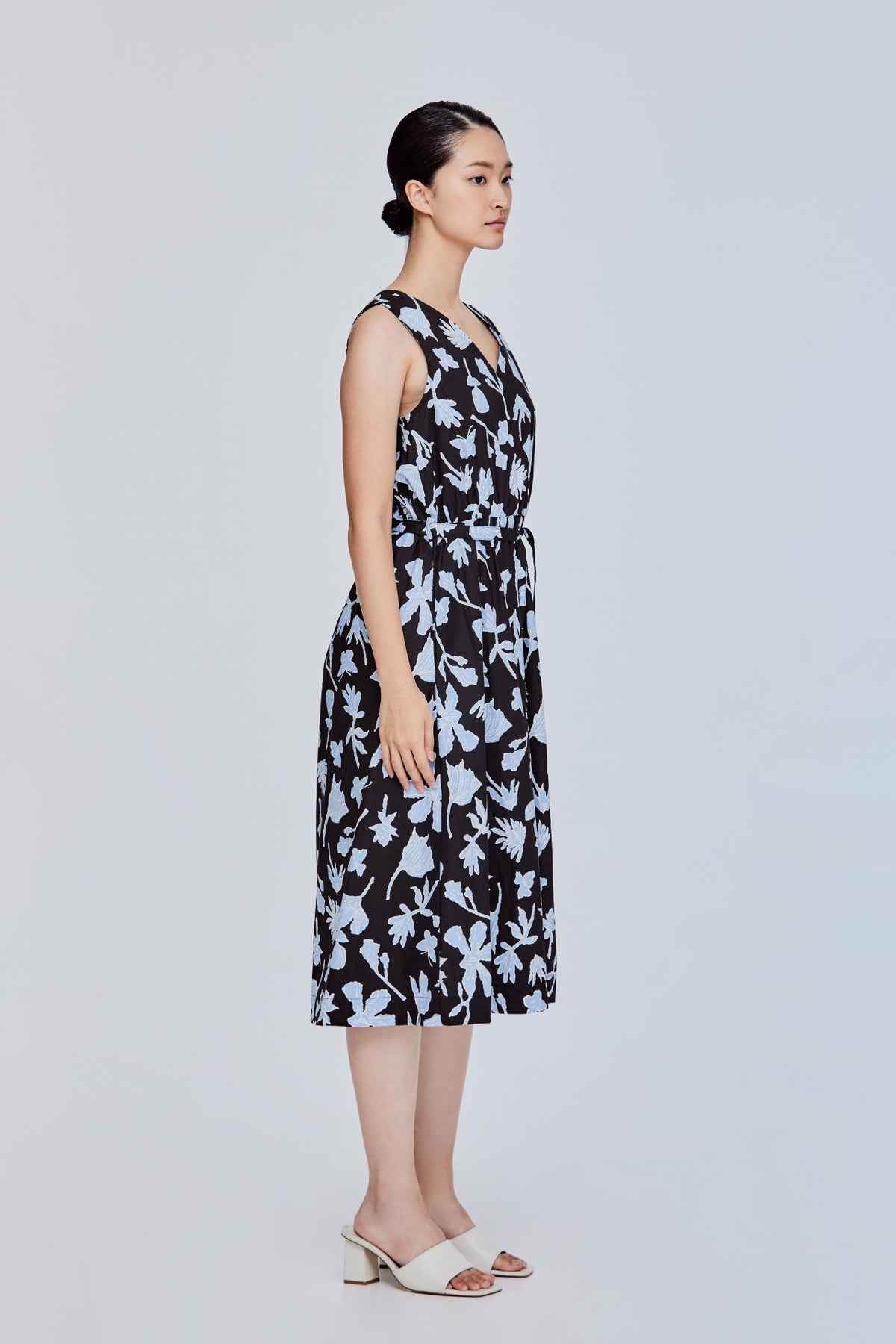 color:BLUE FLORAL