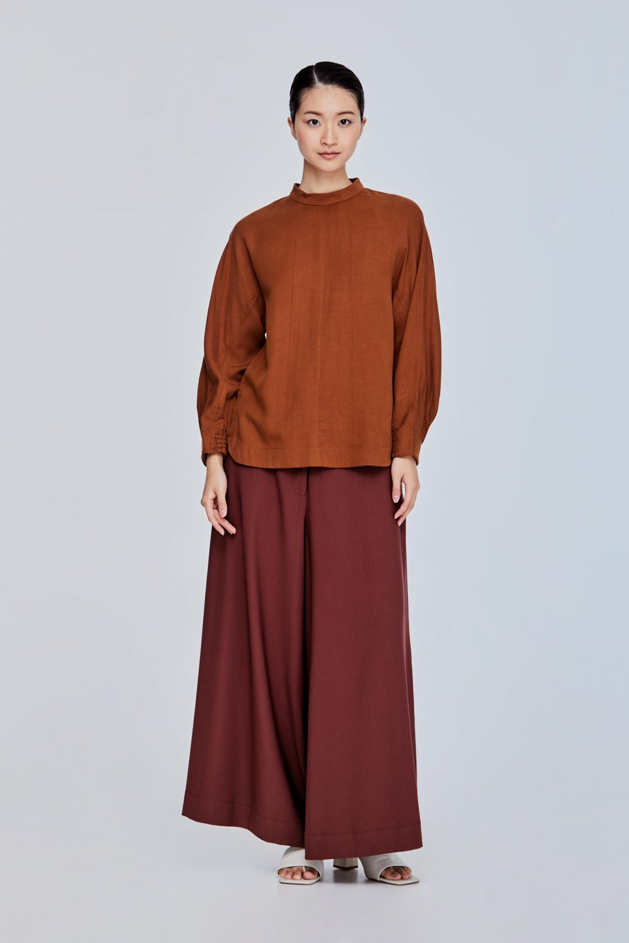 color:BRONZE