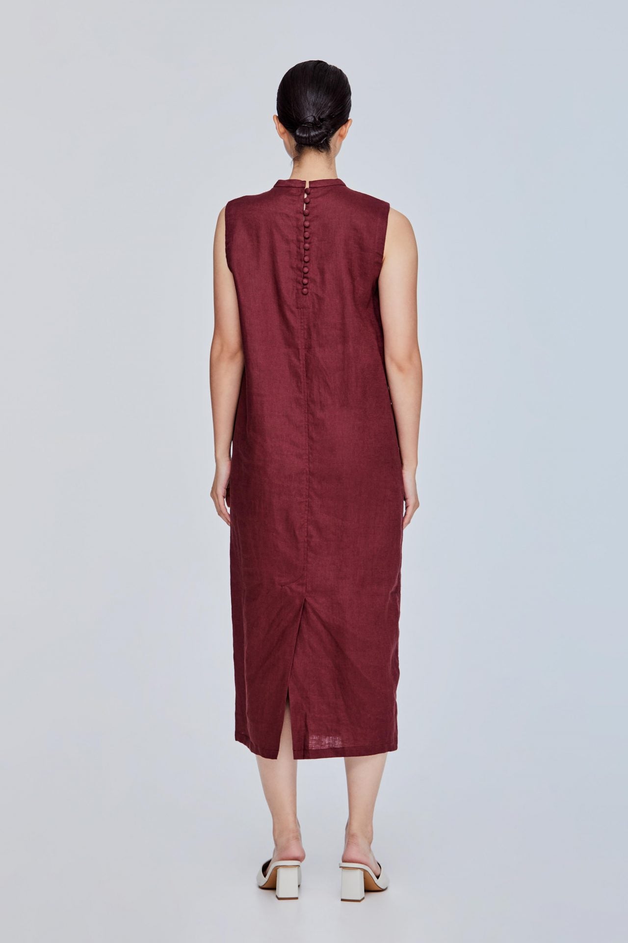 color:BURGUNDY