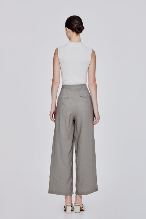 color:GREY