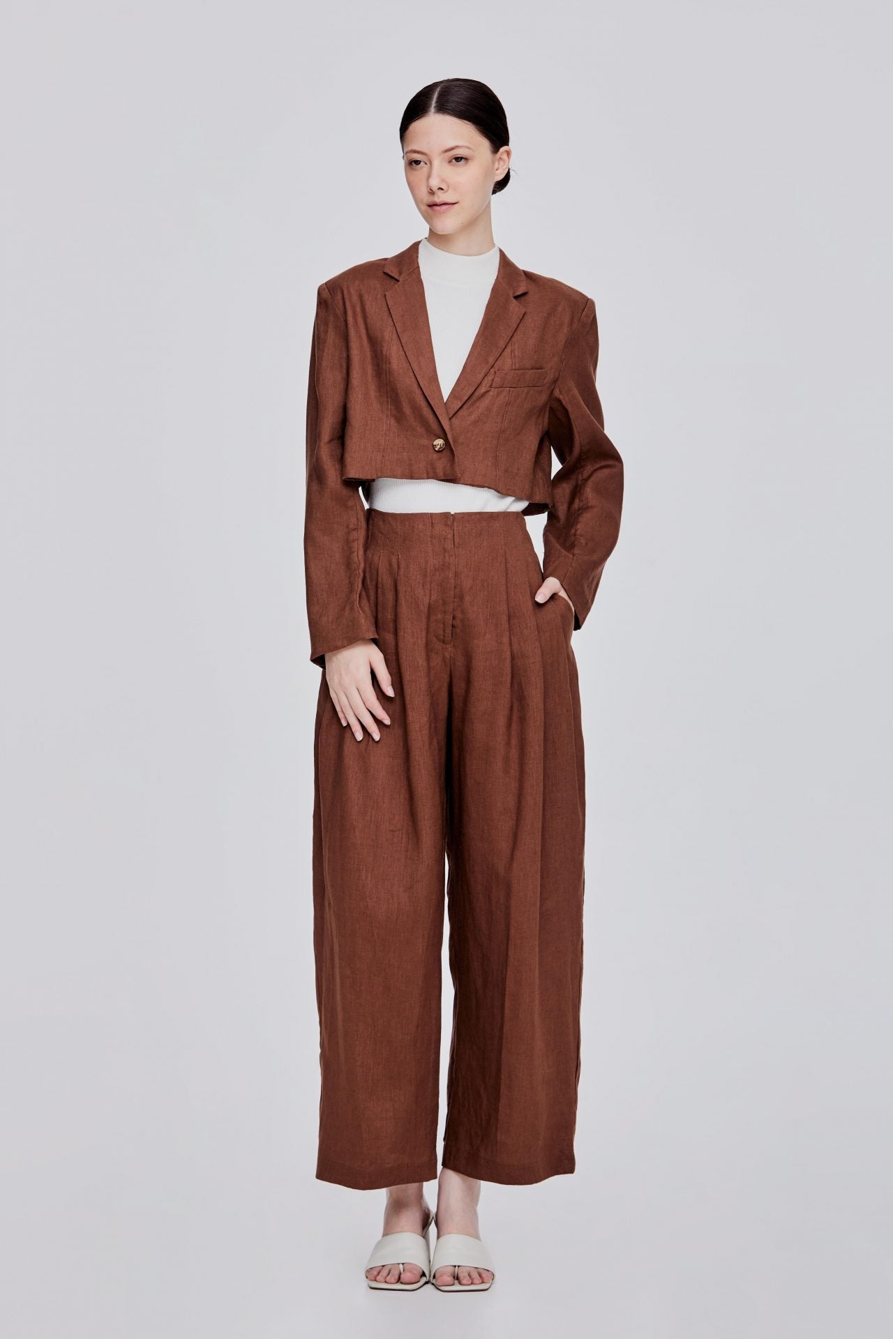color:BROWN