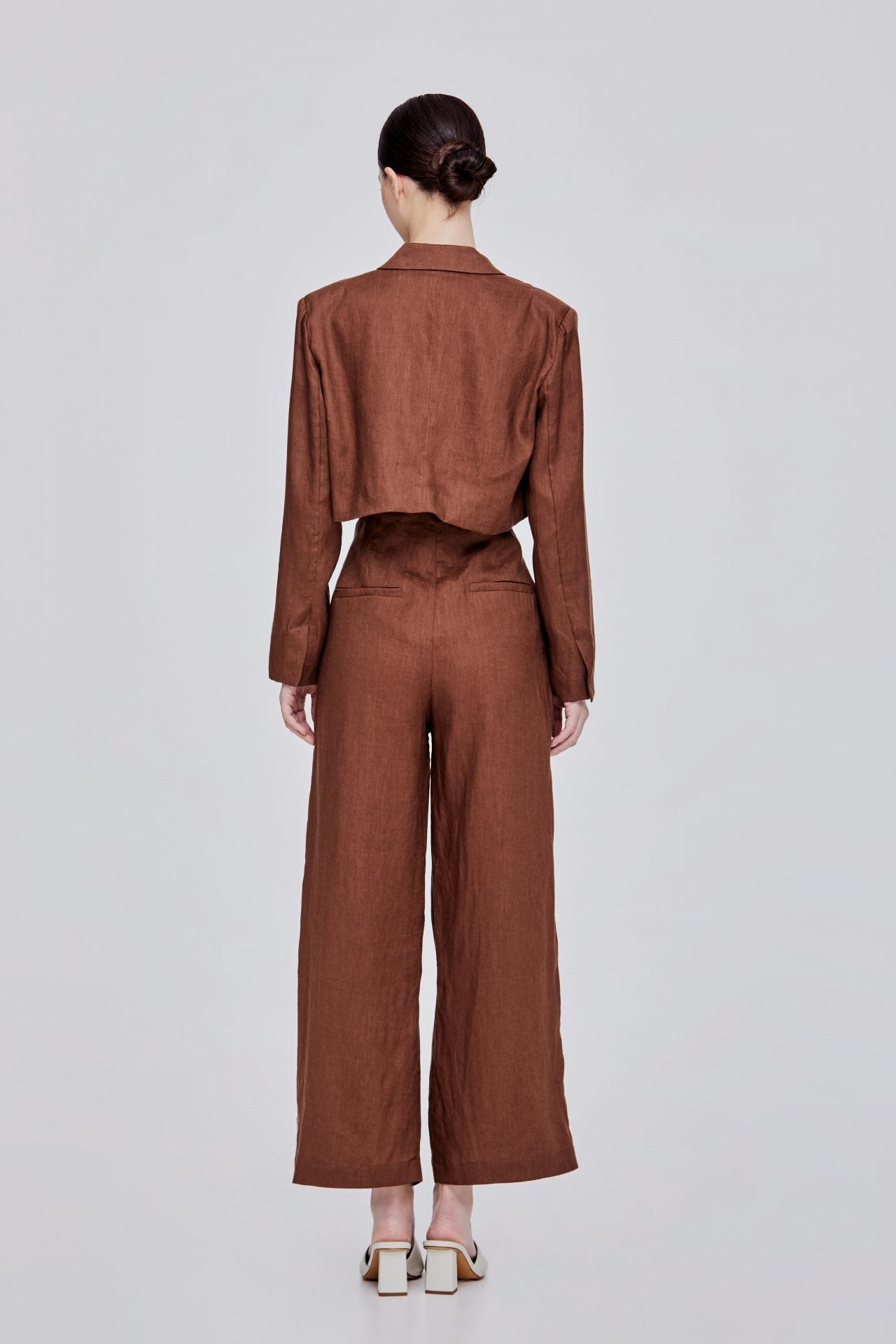 color:BROWN