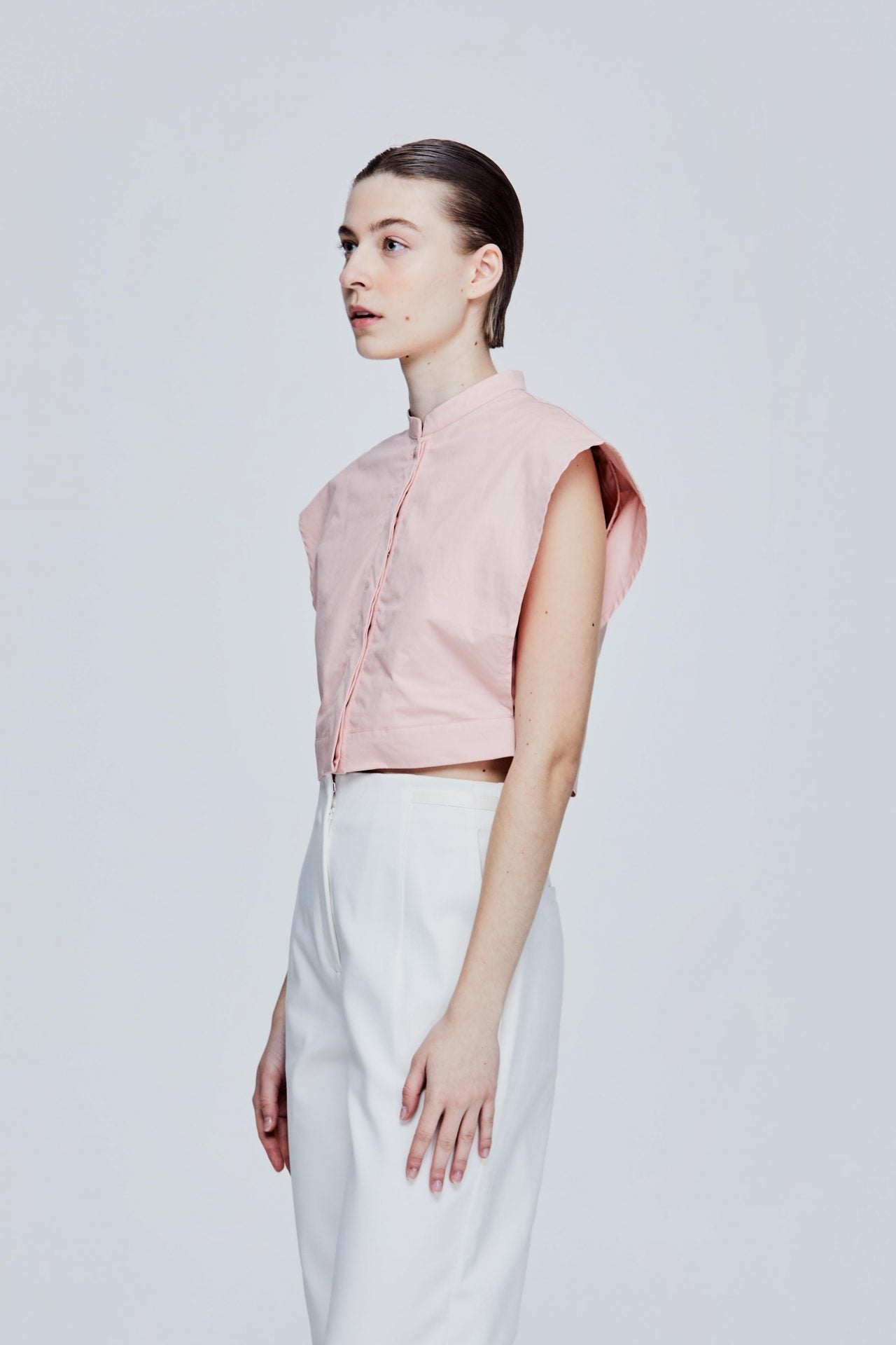 color:BLUSH