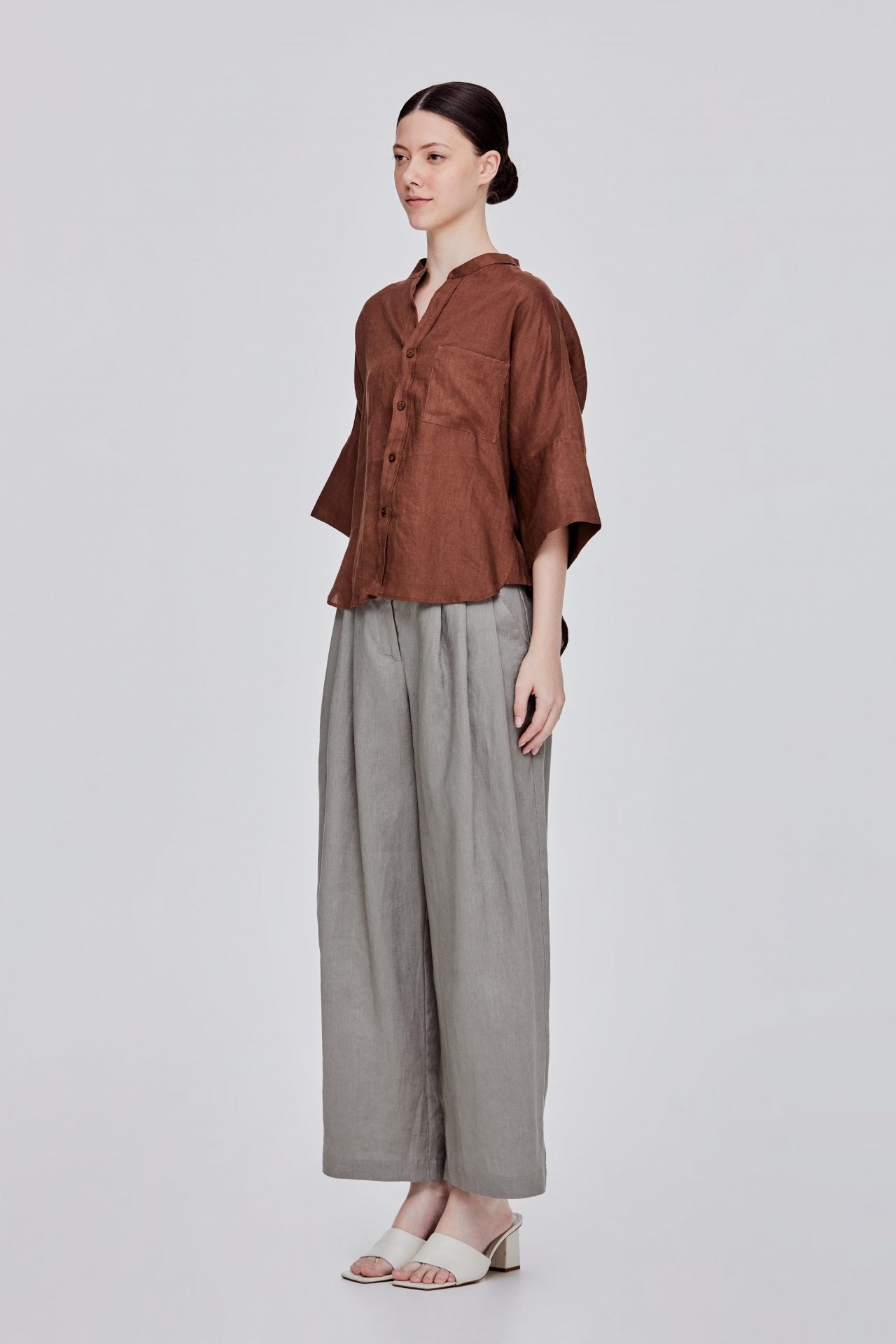 color:BROWN