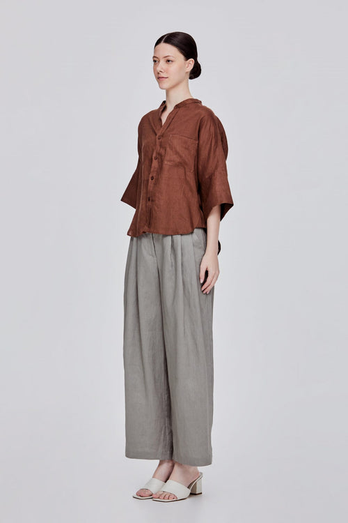 color:BROWN