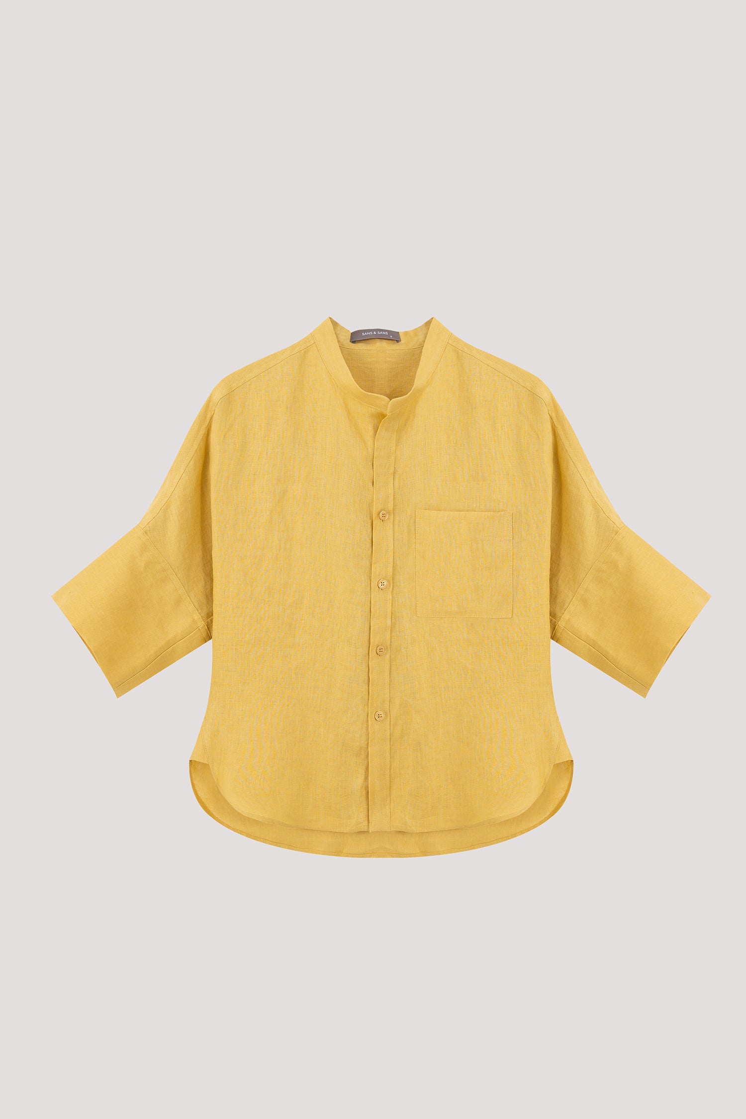 color:YELLOW