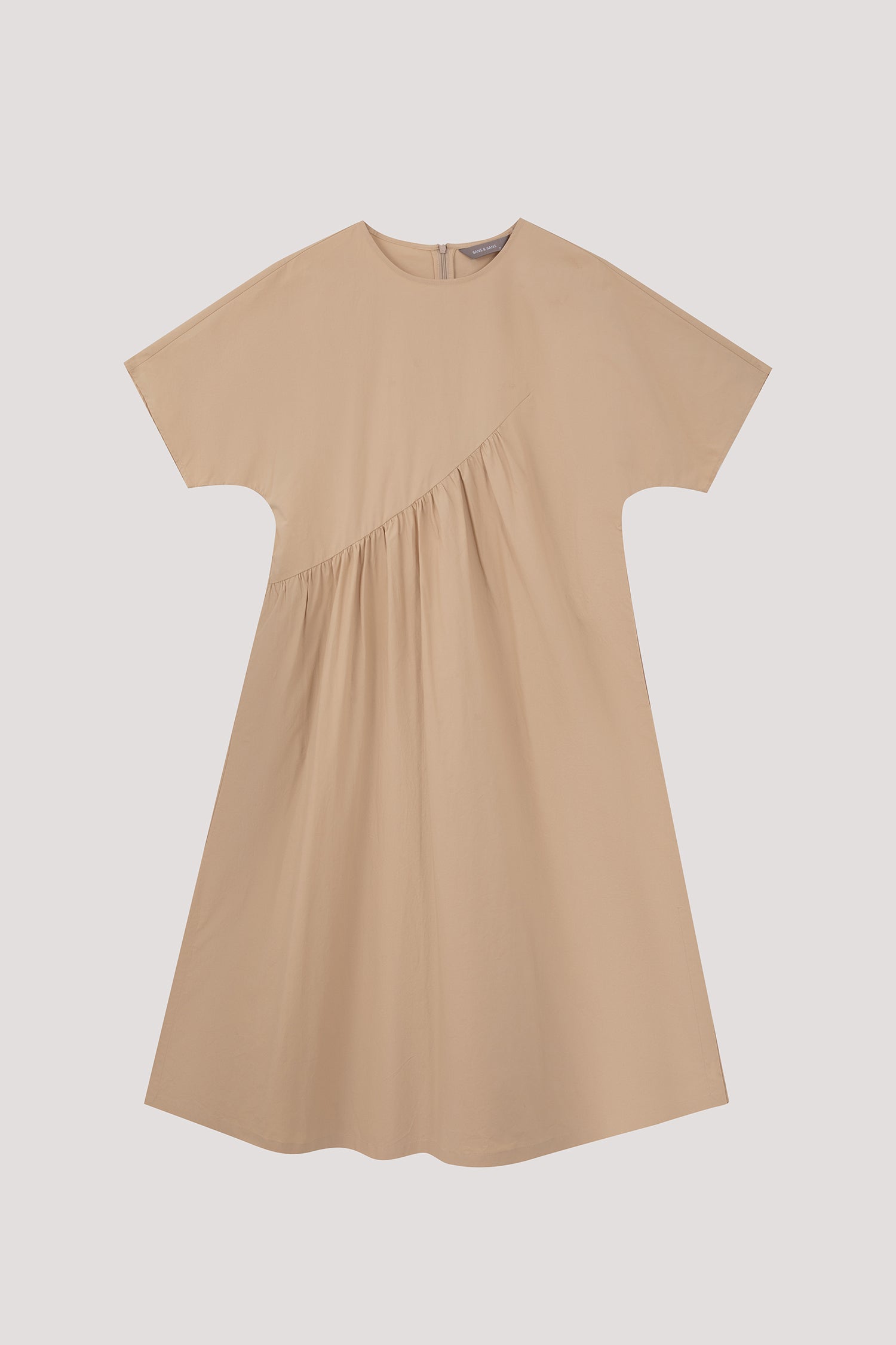 color:BEIGE