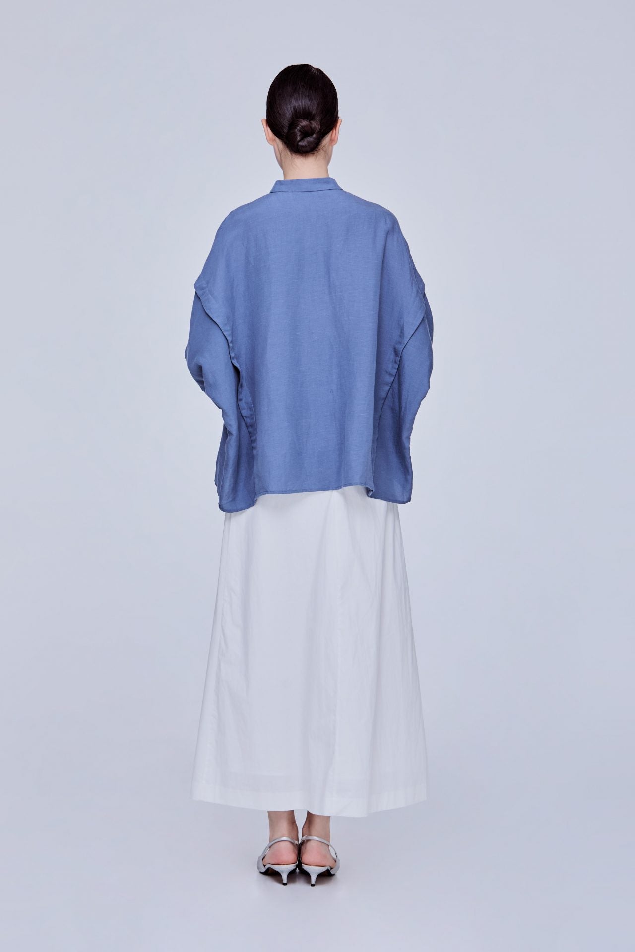 color:STEEL BLUE