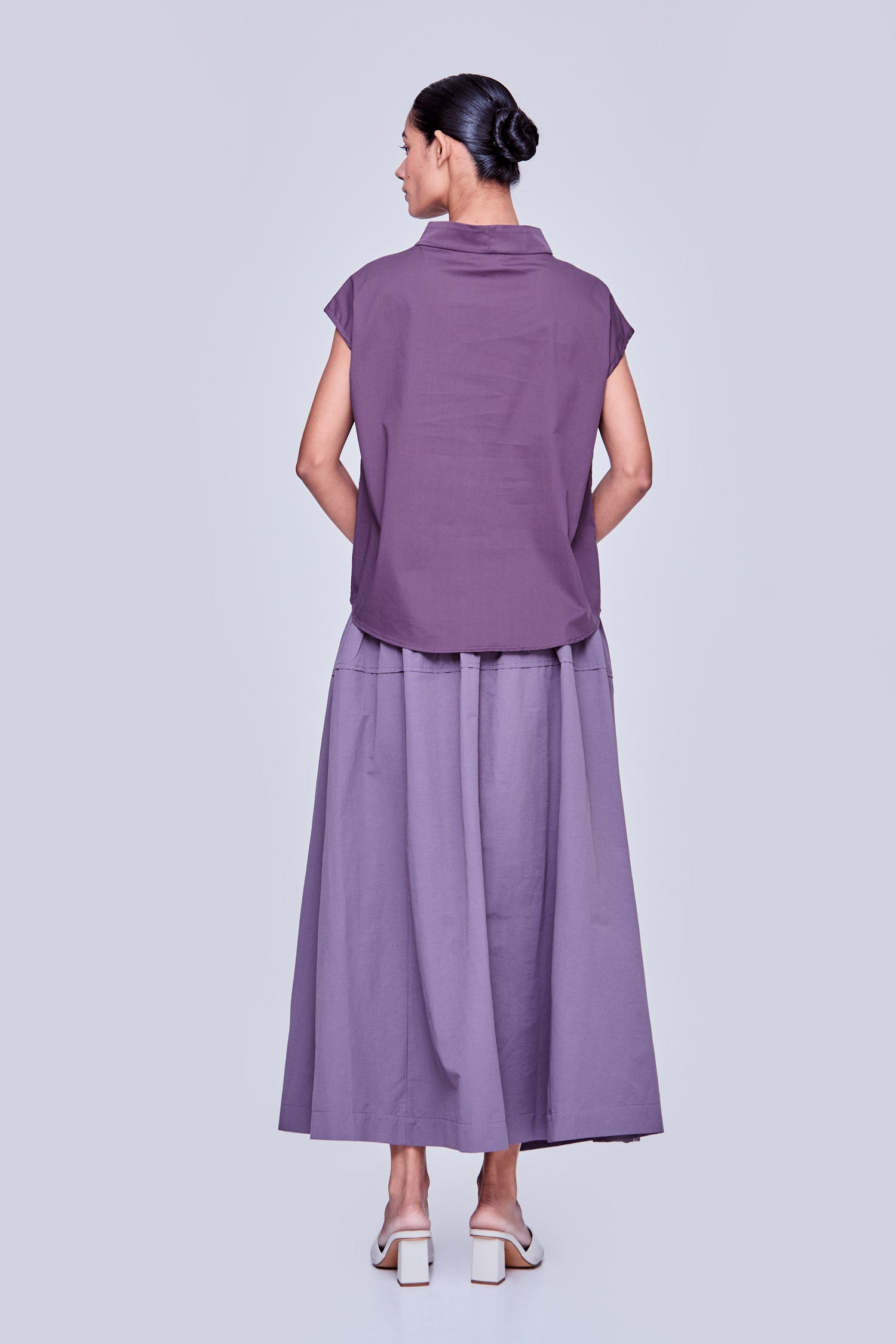 color:EGG PLANT