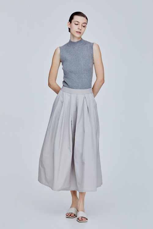 color:LIGHT GREY