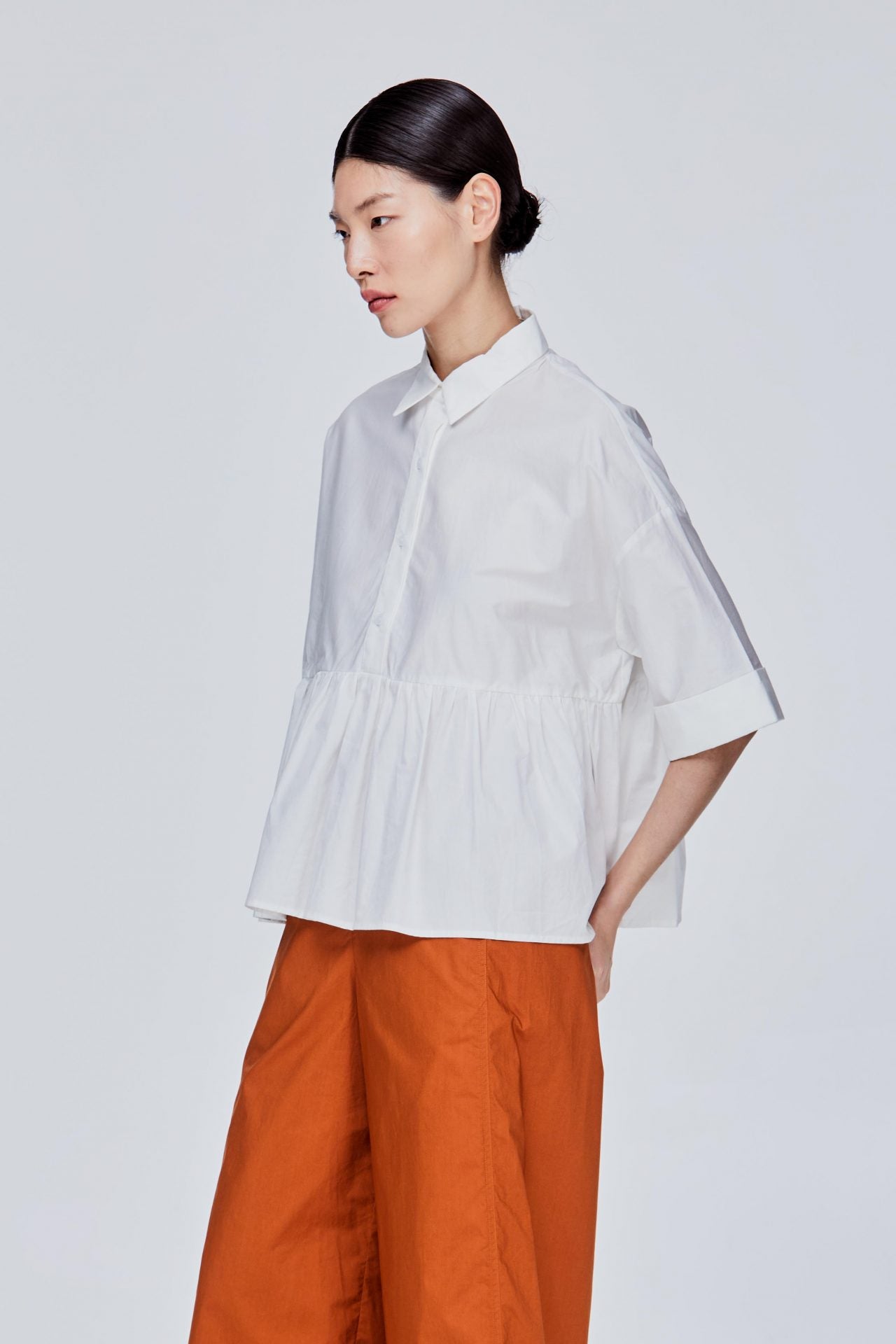 color:IVORY