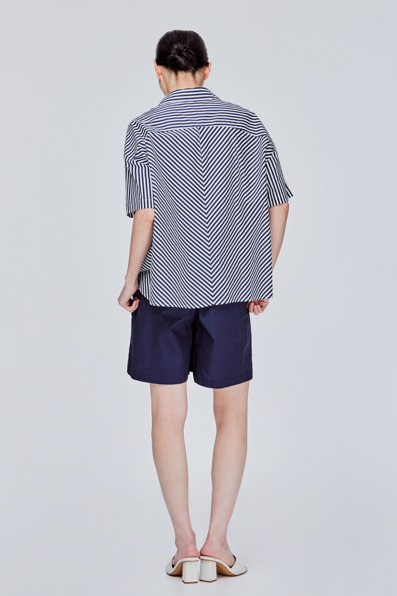 color:NAVY STRIPES
