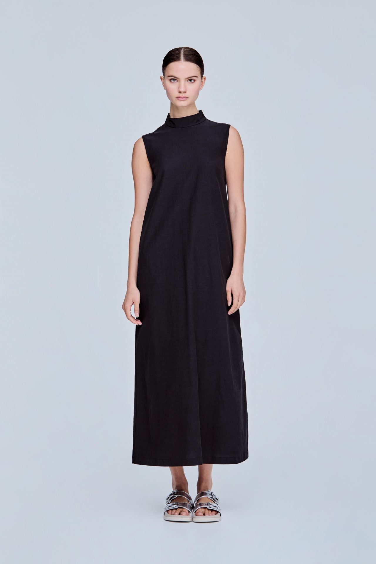 color:NOIR