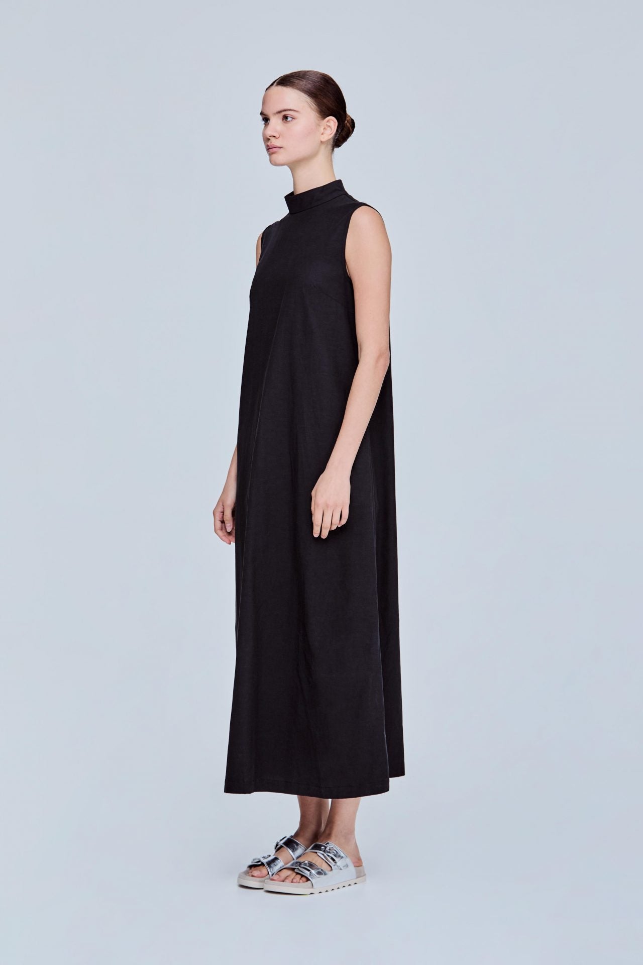color:NOIR