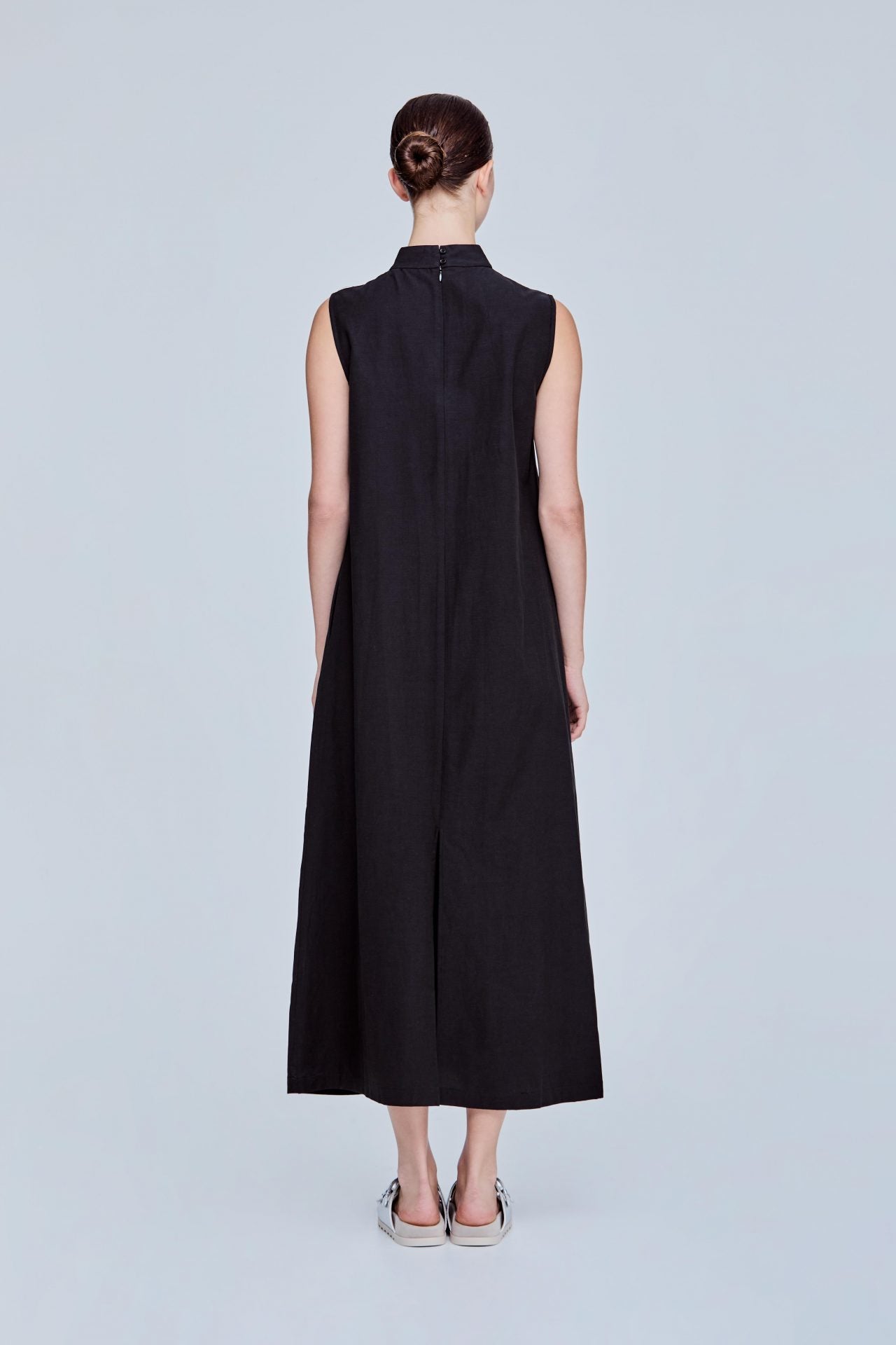color:NOIR