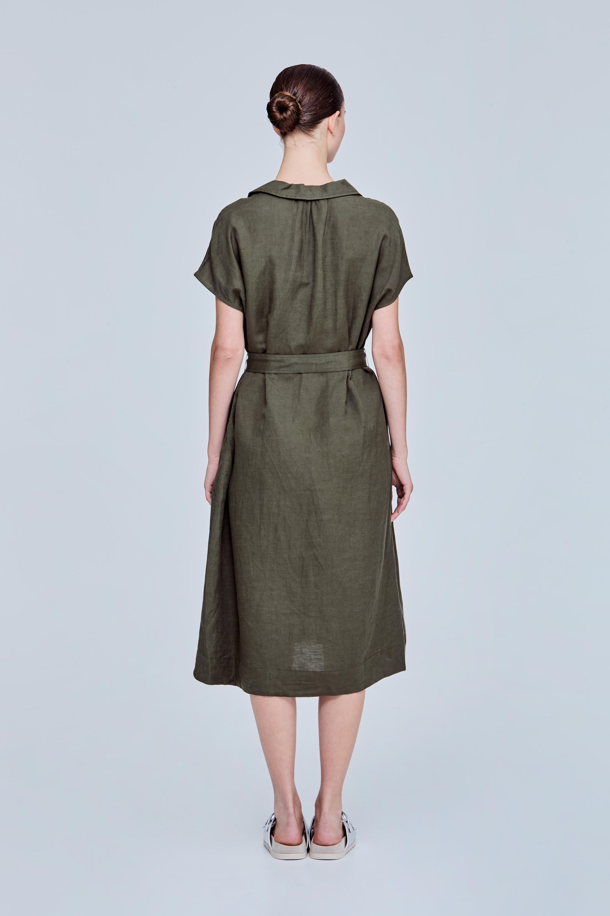 color:ARMY GREEN