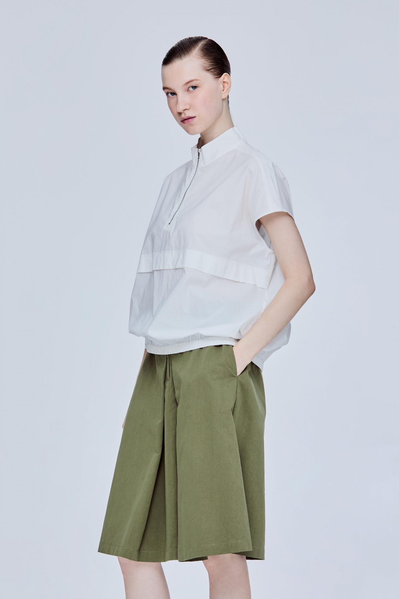 color:IVORY