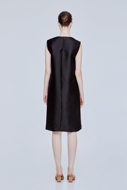 color:NOIR