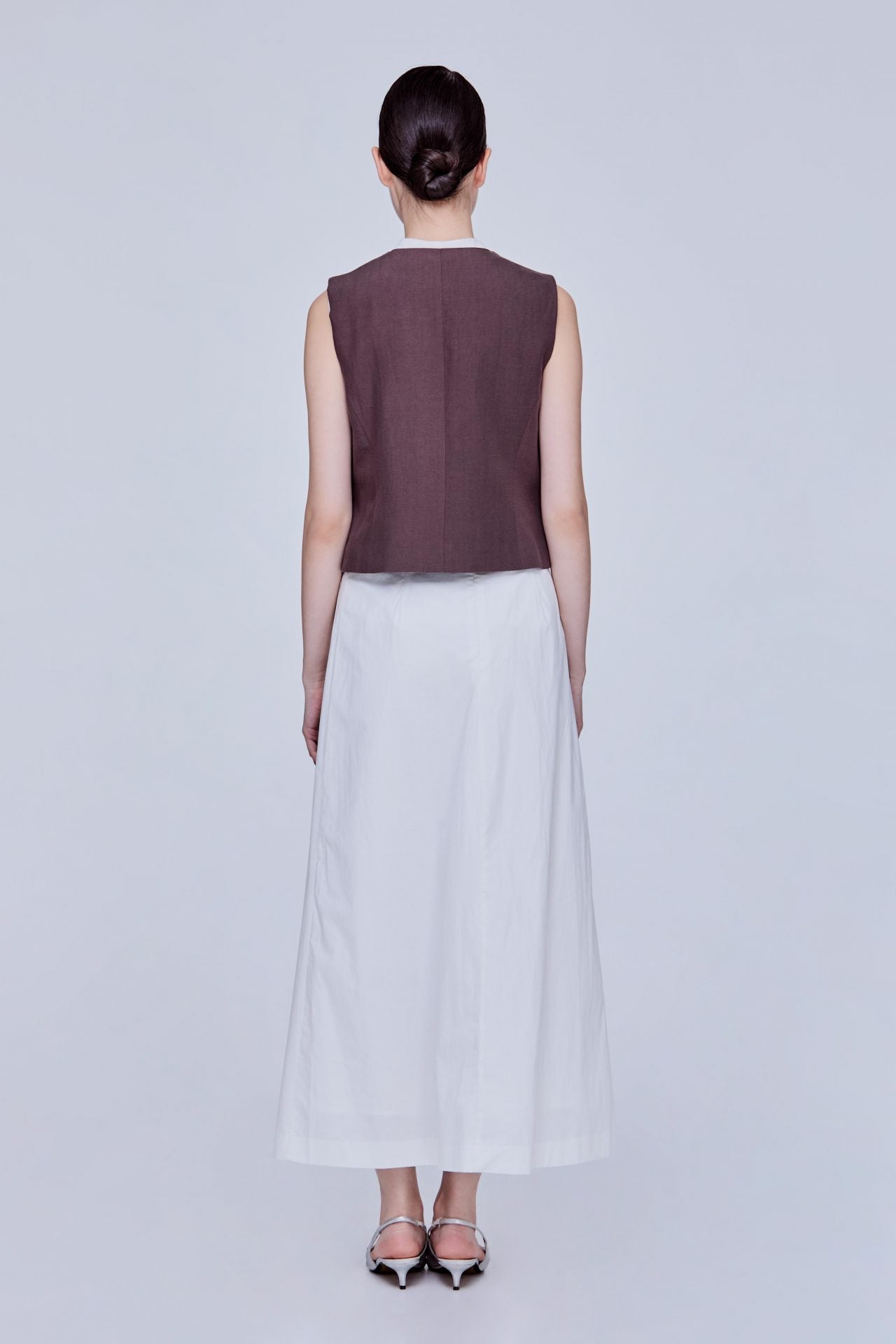 color:DARK BROWN